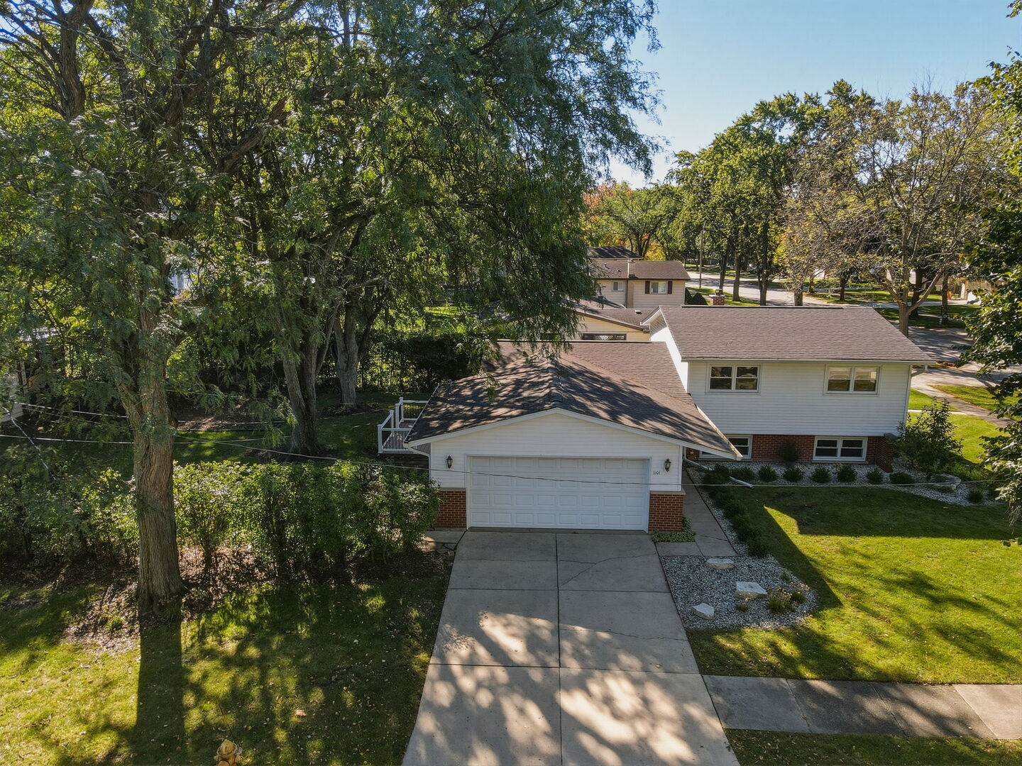 1101 E Barberry Lane Property Photo 25