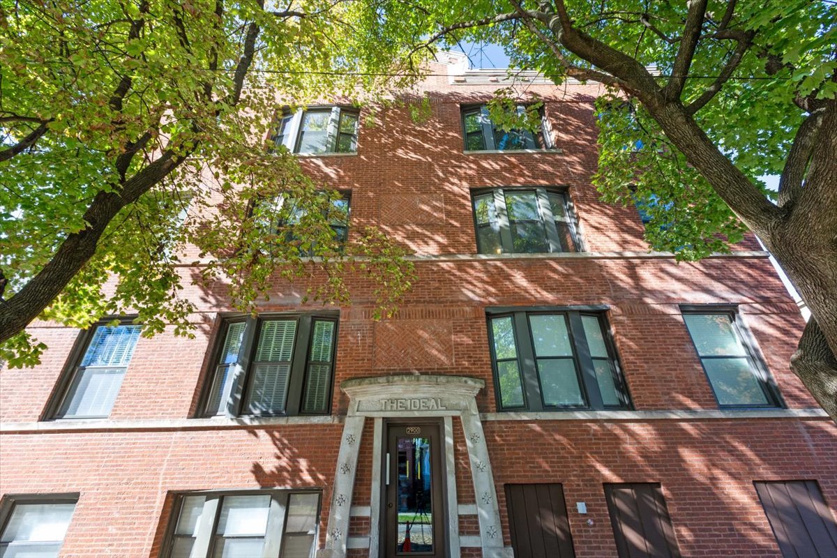 2900 N Troy Street A3