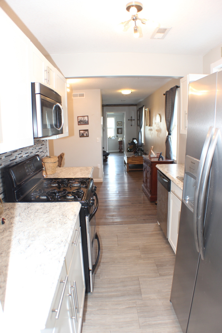 602 3rd Avenue Property Photo 13
