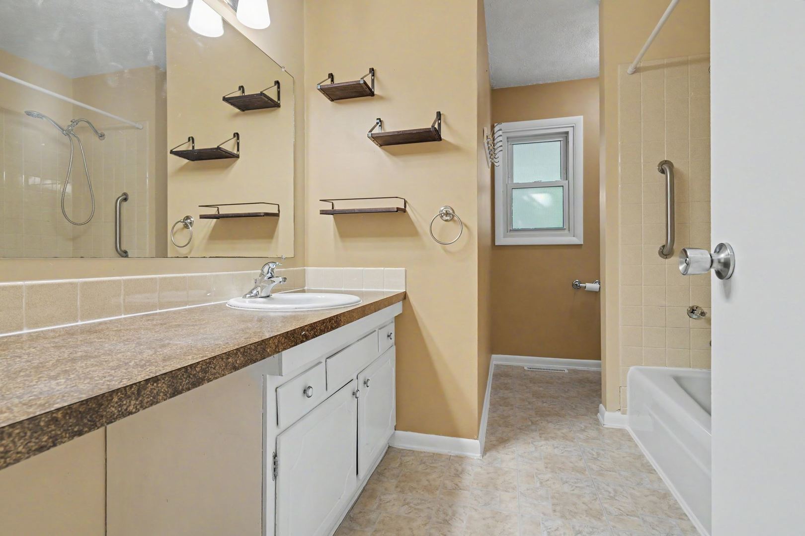203 Sandra Lane Property Photo 12