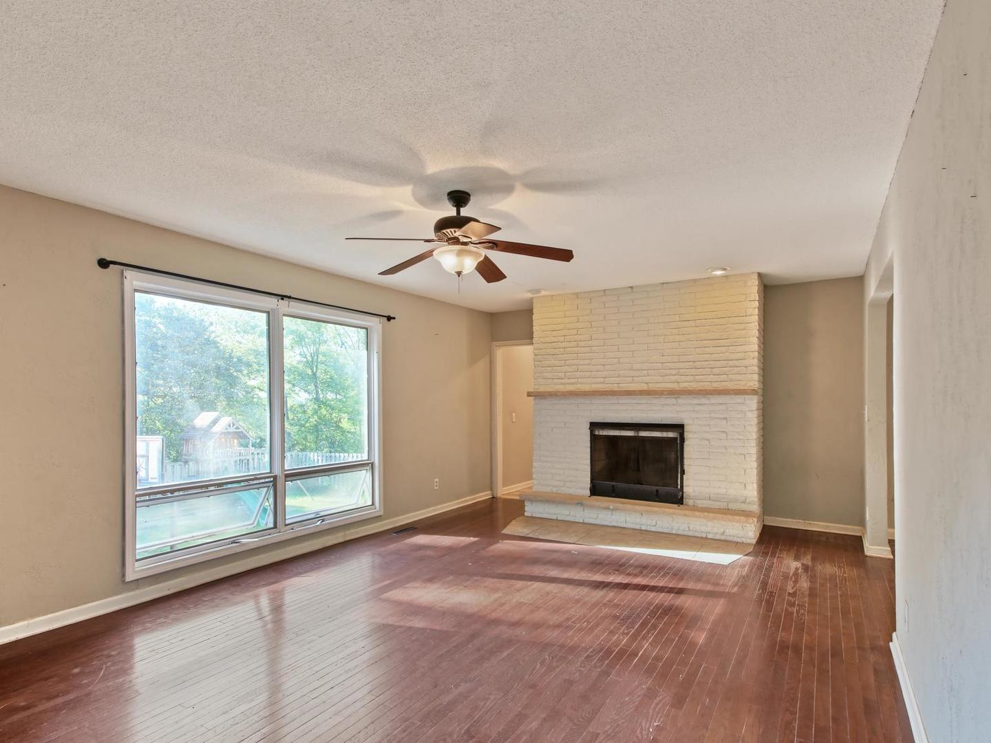 1310 Spring Lake Corner Property Photo 4