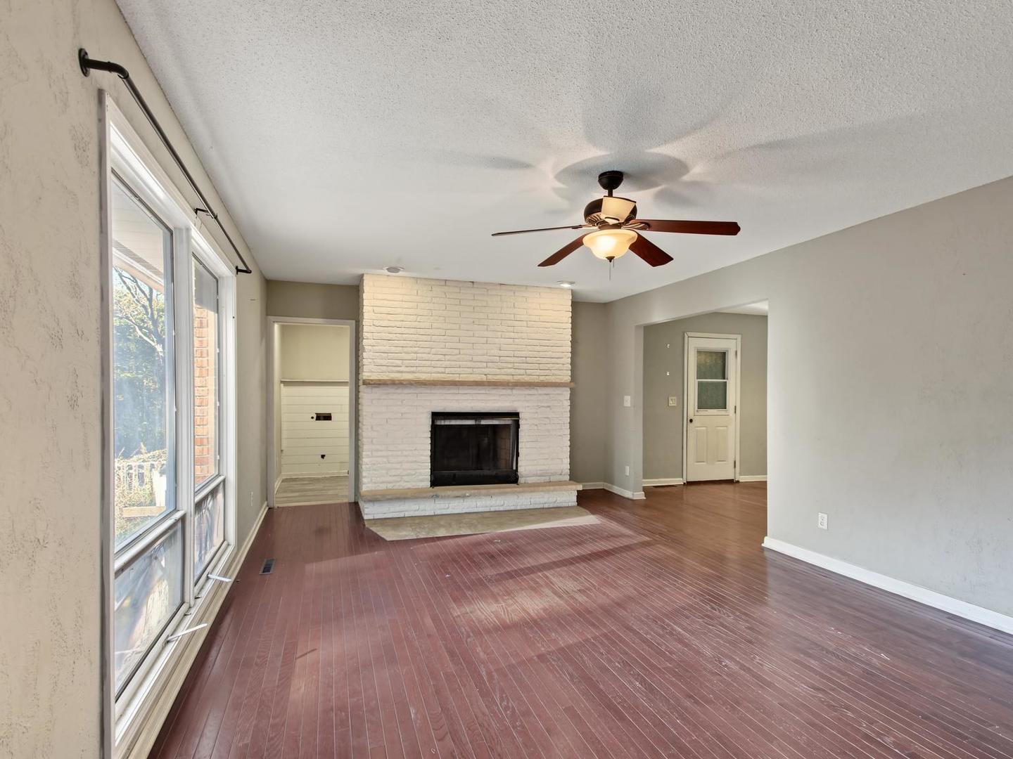 1310 Spring Lake Corner Property Photo 5