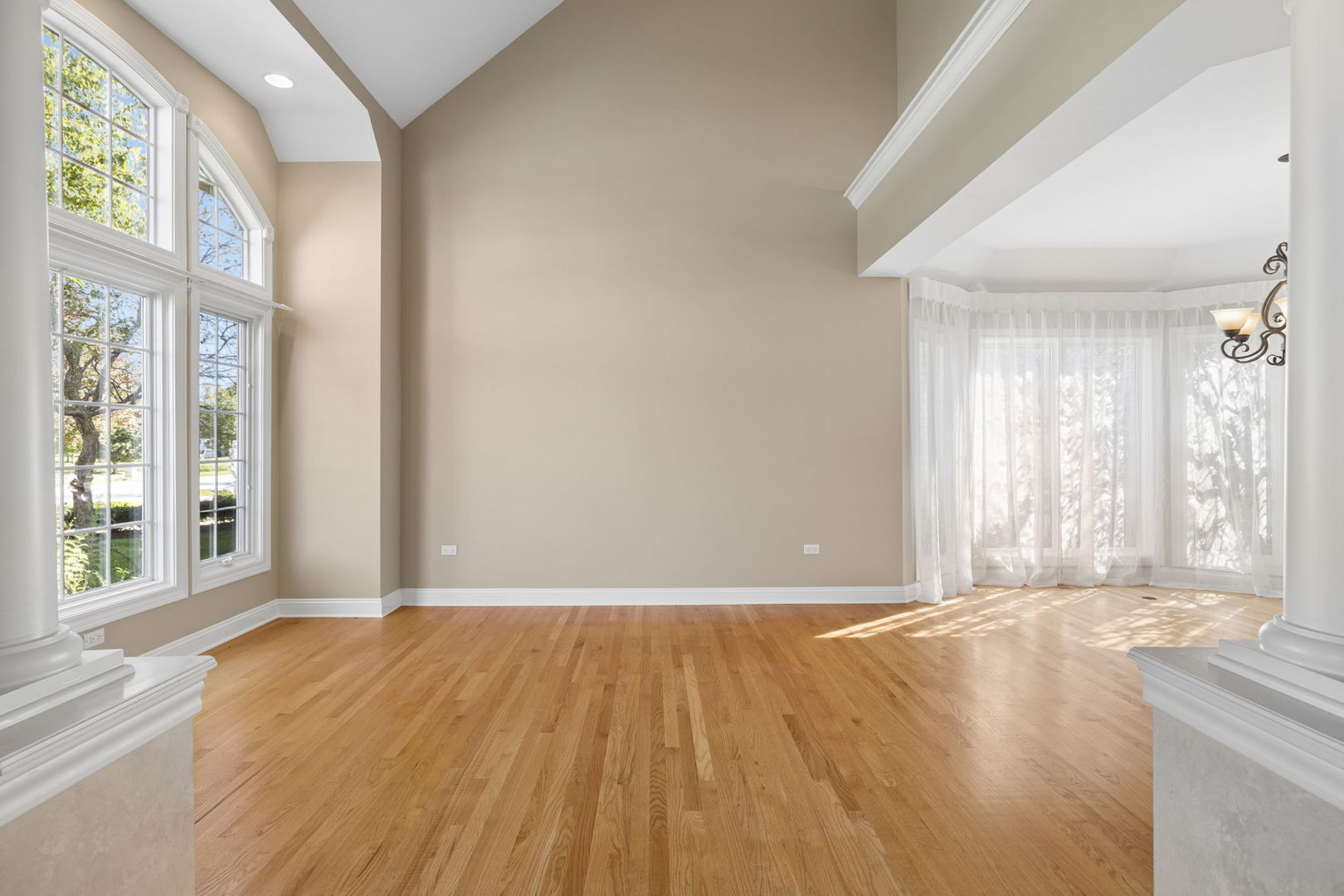 3516 White Eagle Drive Property Photo 5