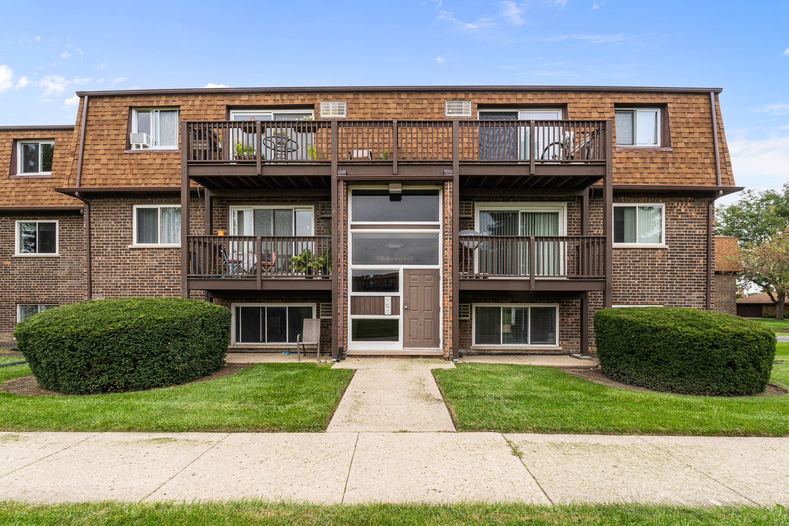 113 Boardwalk Street E Property Photo 1