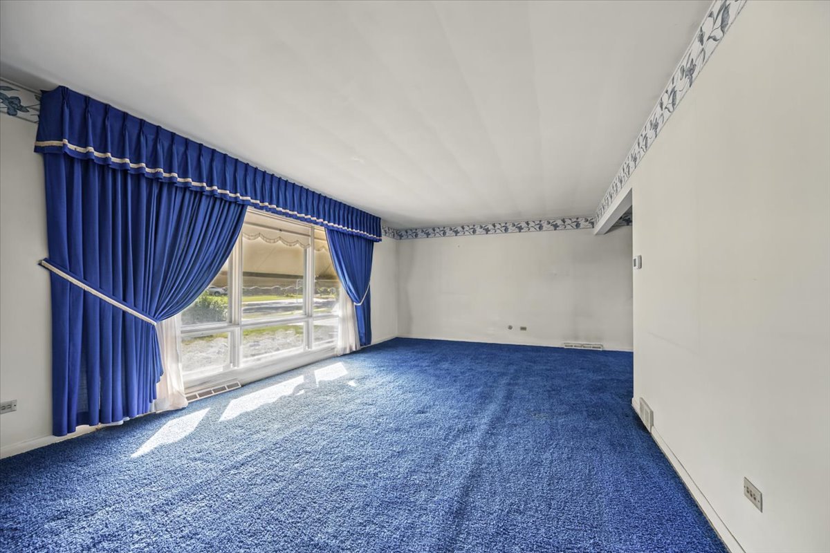 2720 Appletree Lane Property Photo 6