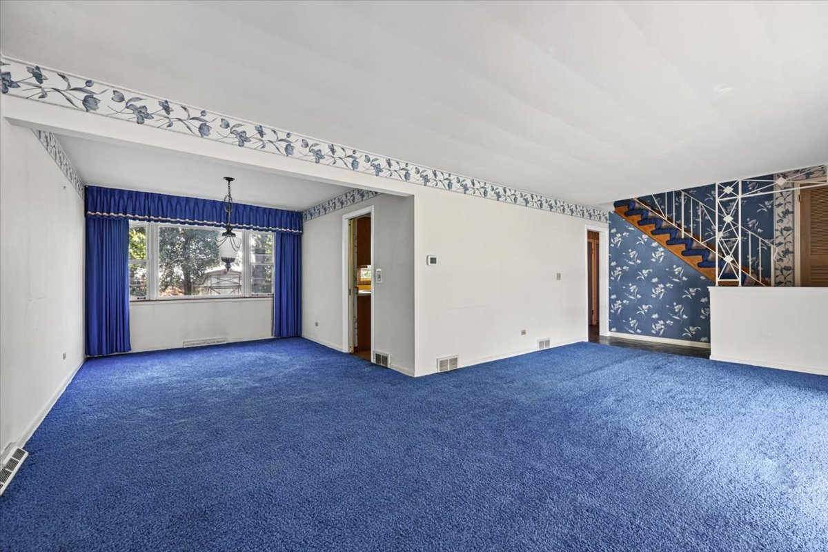 2720 Appletree Lane Property Photo 7