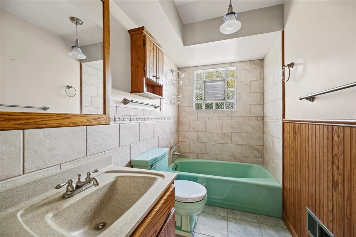 2720 Appletree Lane Property Photo 23