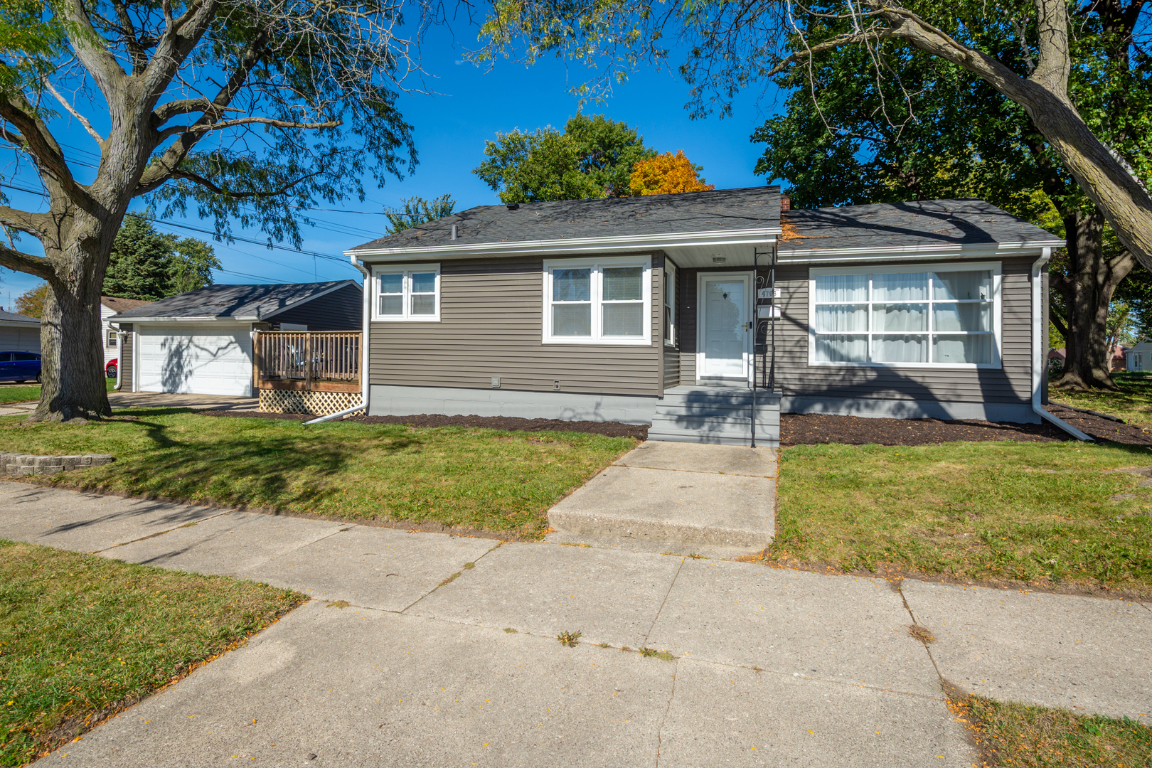 4706 65th Street Property Photo 1
