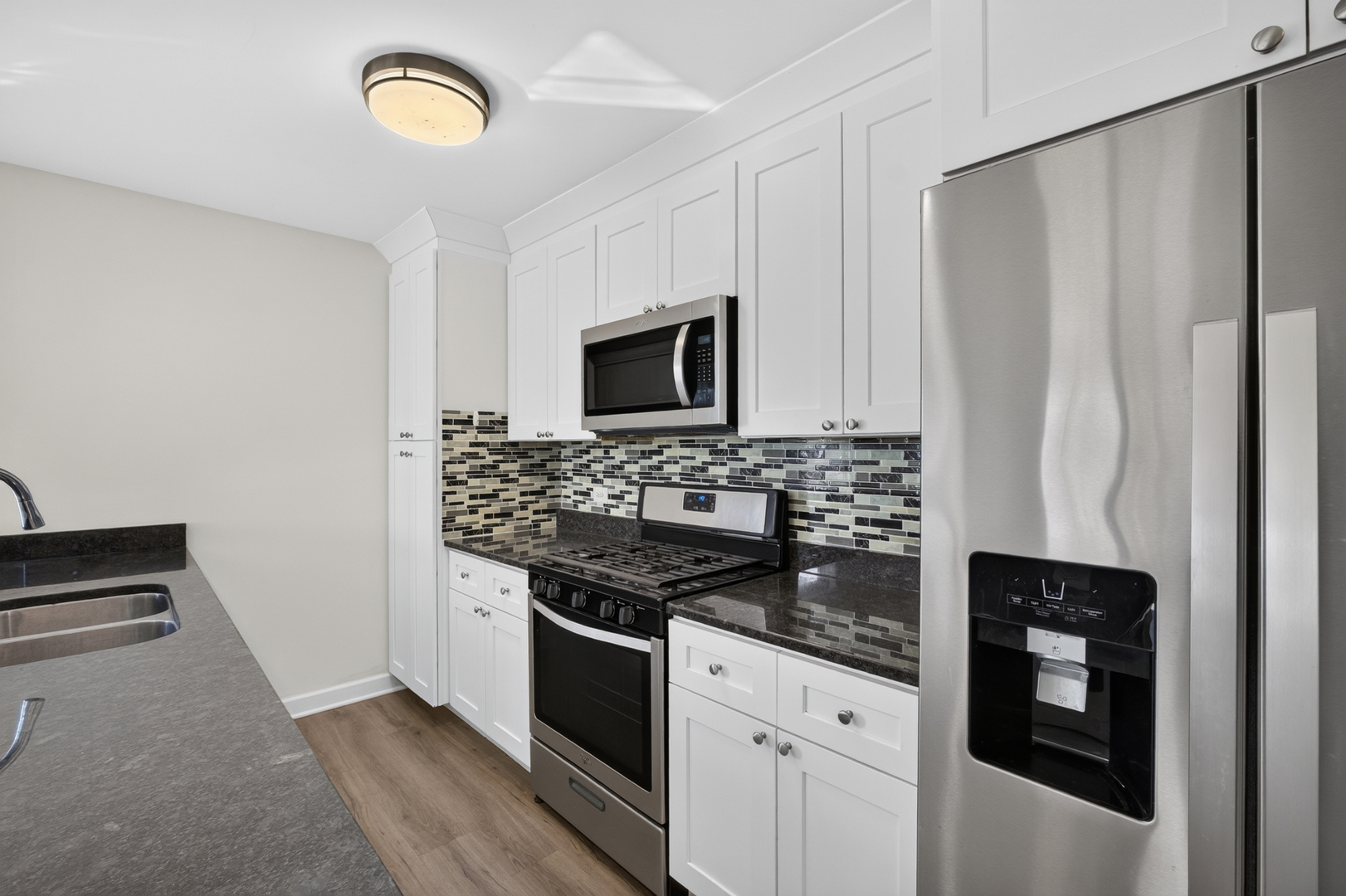 63 E Robinson Avenue Property Photo 13