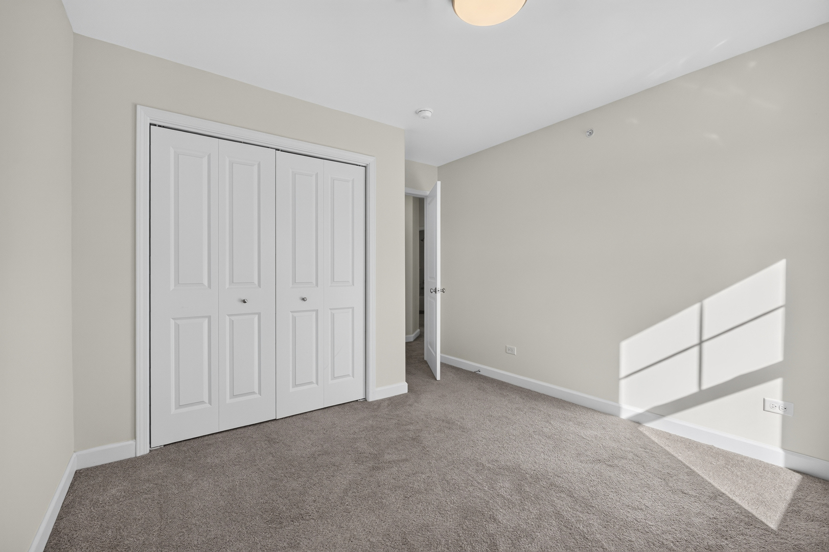 63 E Robinson Avenue Property Photo 29