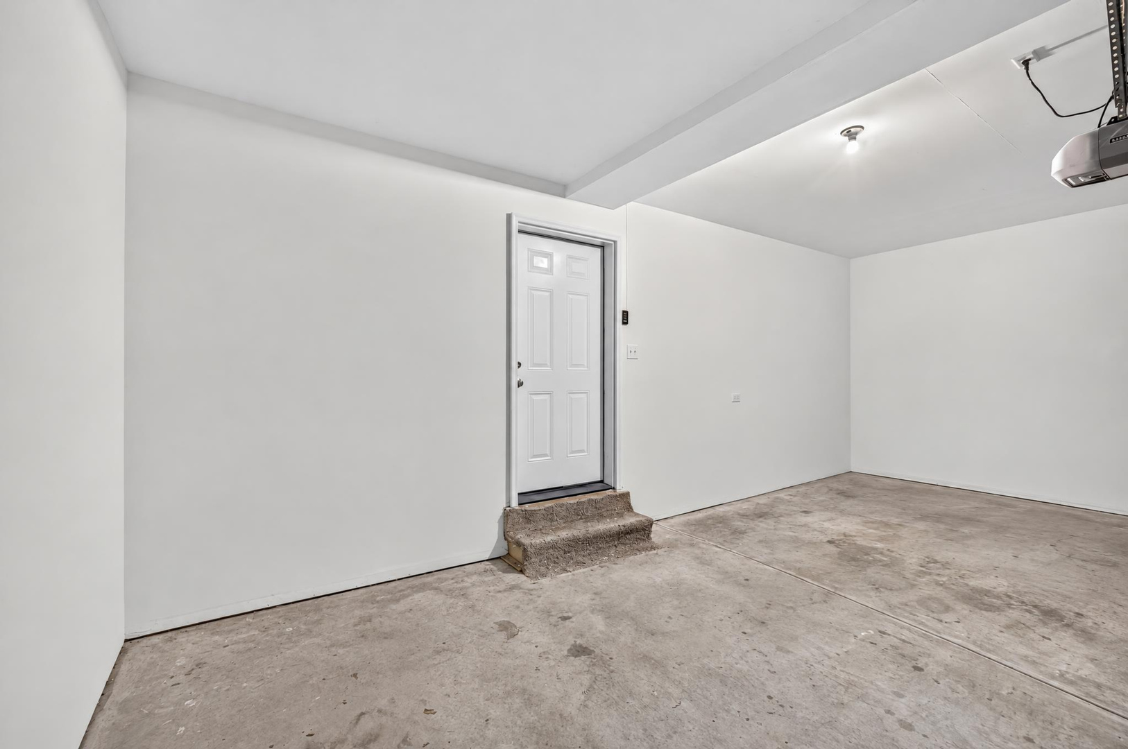 63 E Robinson Avenue Property Photo 37