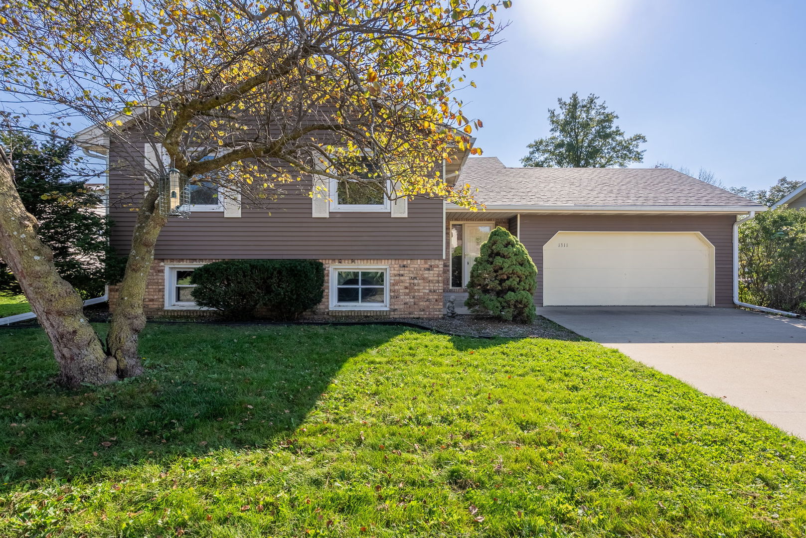 1311 Elm Court Property Photo 1