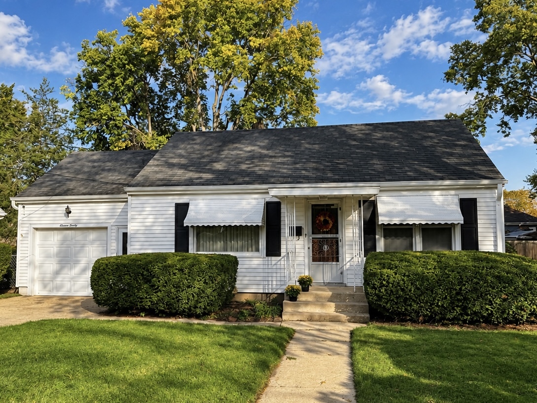 1120 Charles Street Property Photo 1