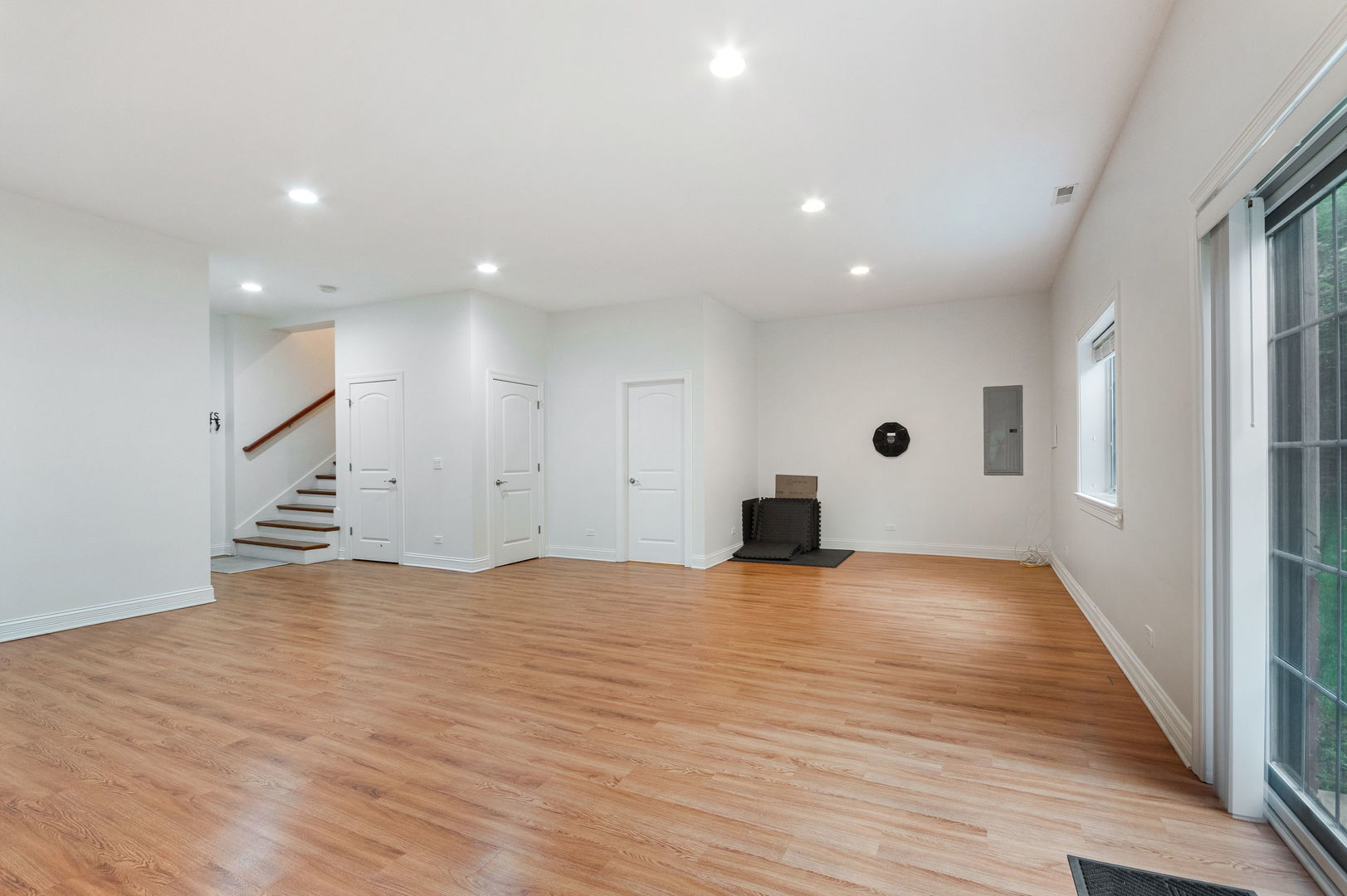 16w530 Bluff Road Property Photo 17