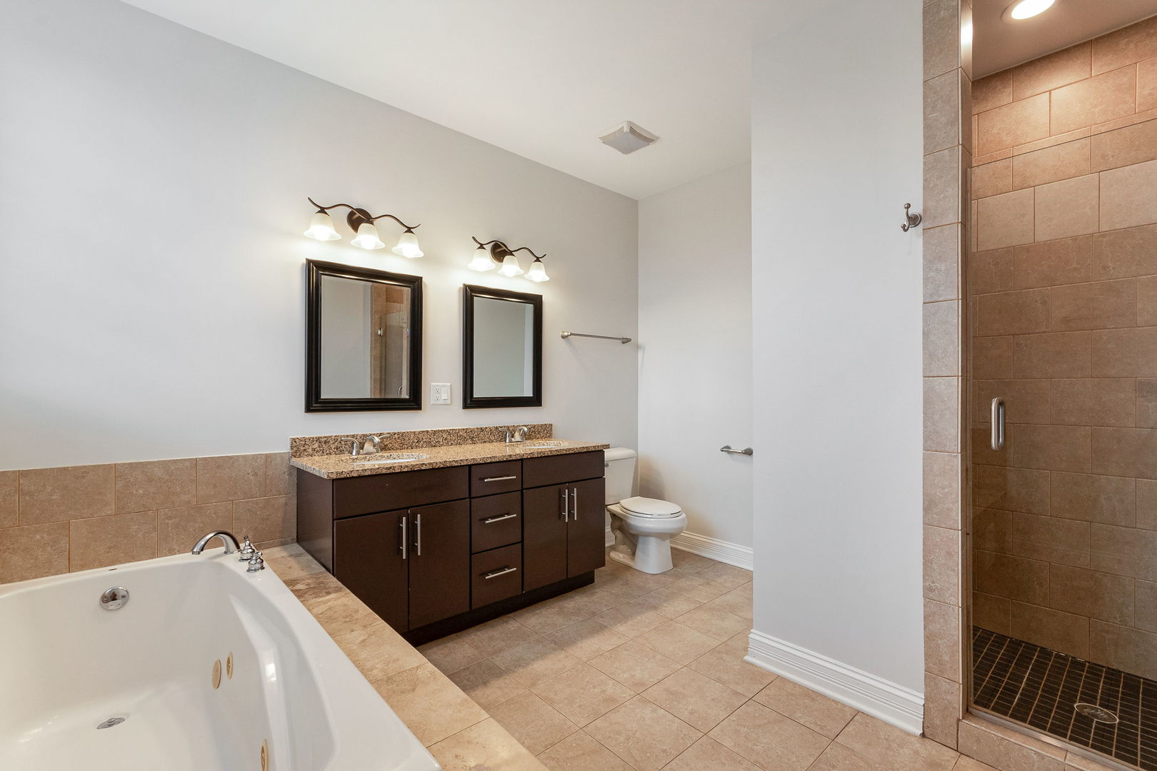 16w530 Bluff Road Property Photo 18