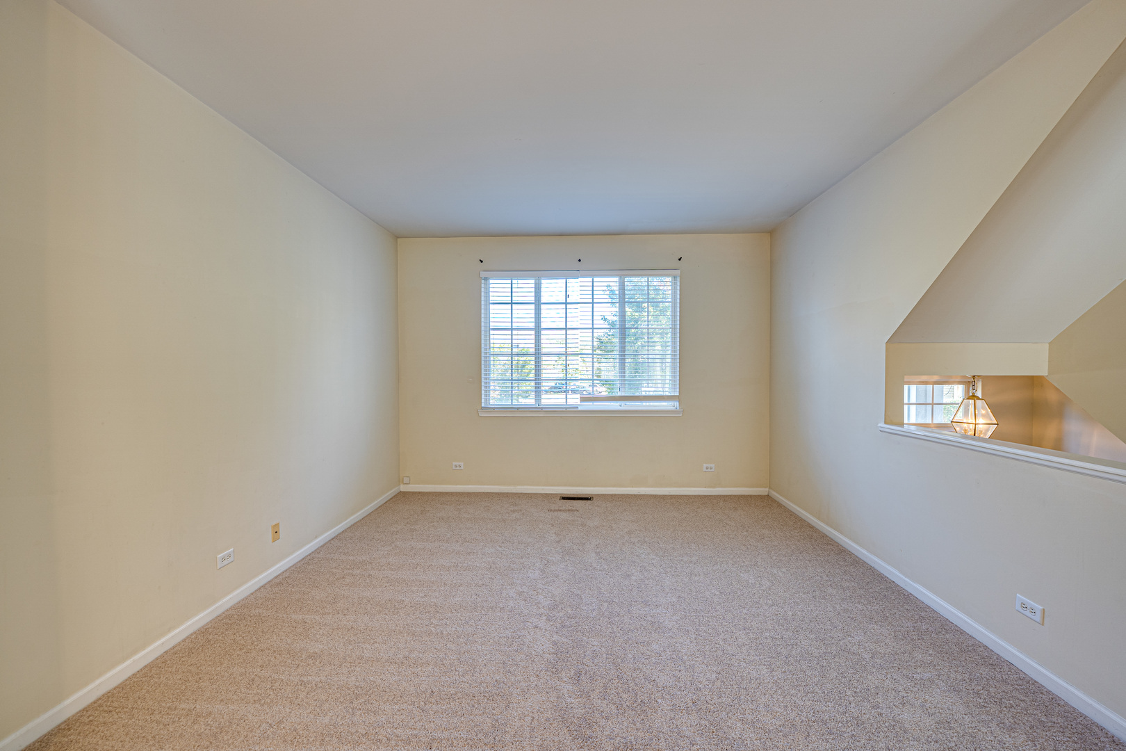 2185 Daybreak Drive 2185 Property Photo 3
