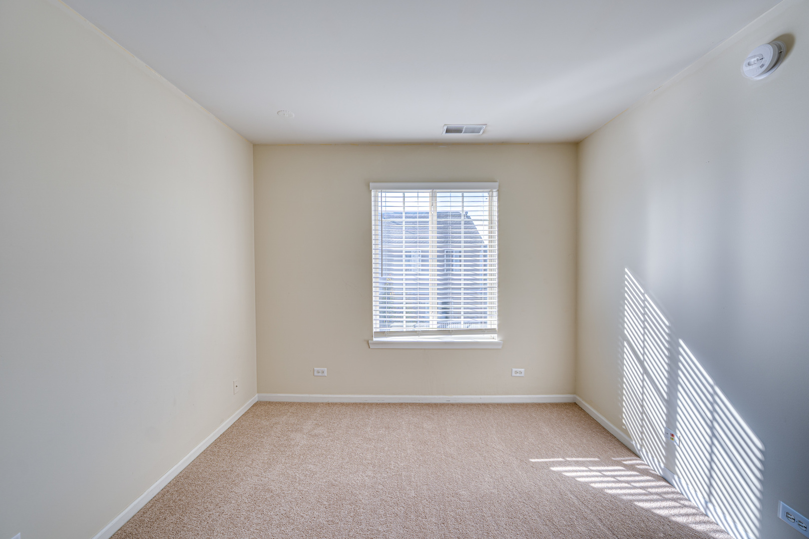 2185 Daybreak Drive 2185 Property Photo 9