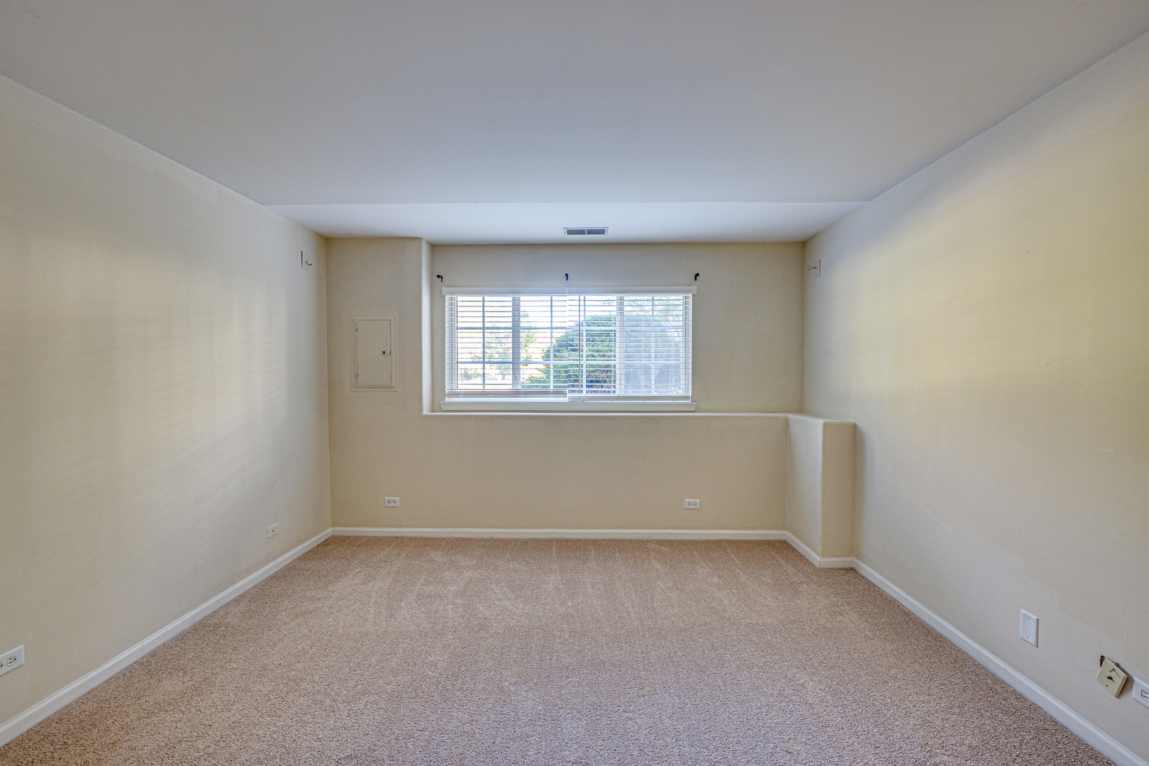 2185 Daybreak Drive 2185 Property Photo 17