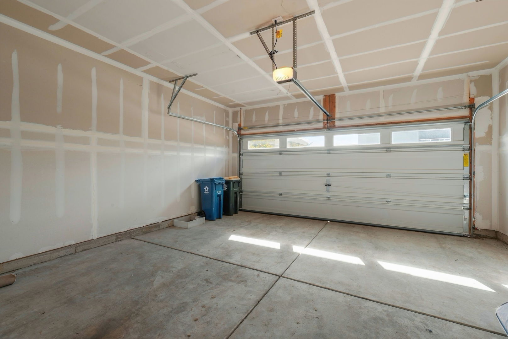 4200 Calder Lane Property Photo 18