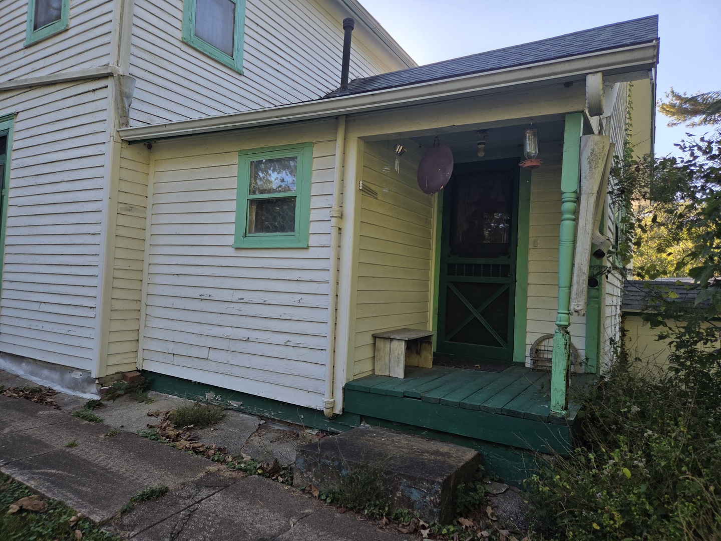 257 Olmsted Road Property Photo 3
