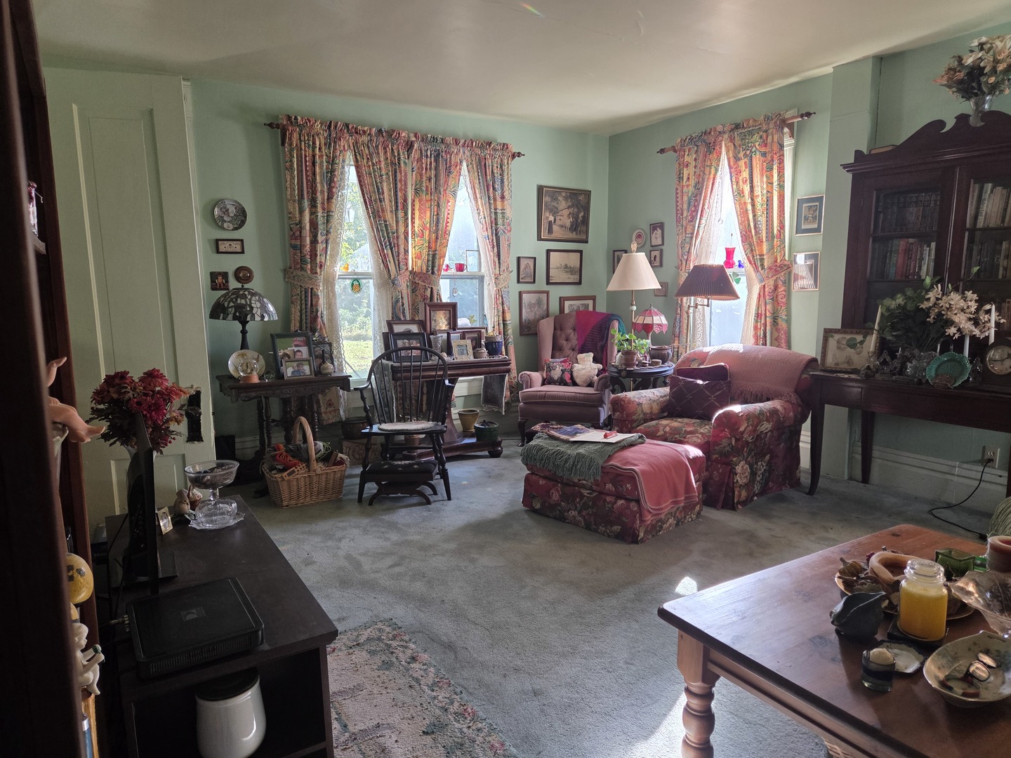 257 Olmsted Road Property Photo 8