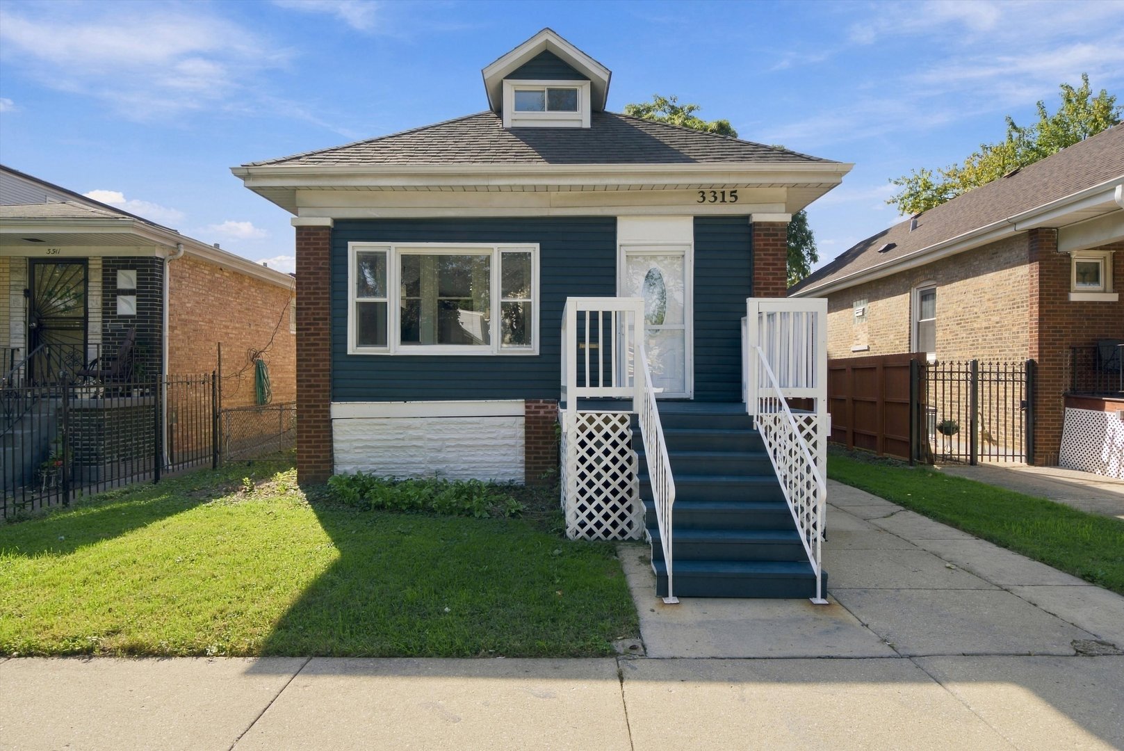 3315 W 61st Street Property Photo 1