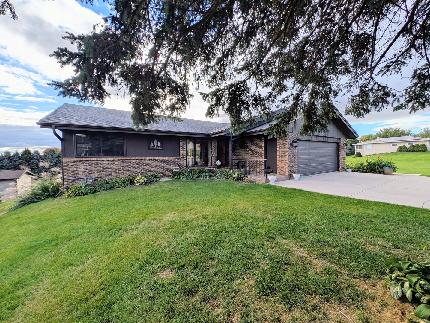 1470 Chadbourne Drive Property Photo 1