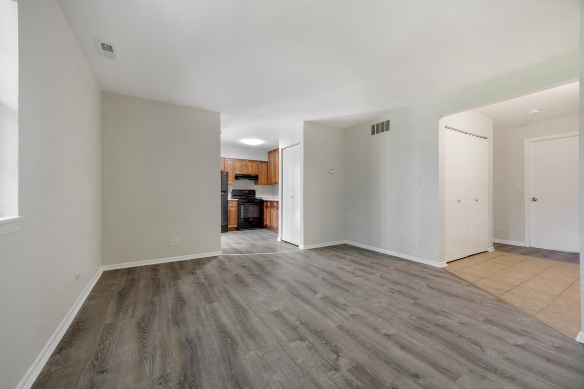 8 Gant Circle B Property Photo 4