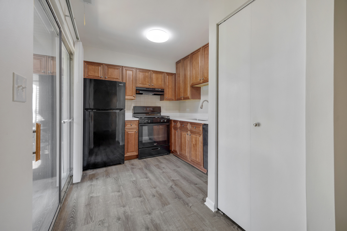 8 Gant Circle B Property Photo 5