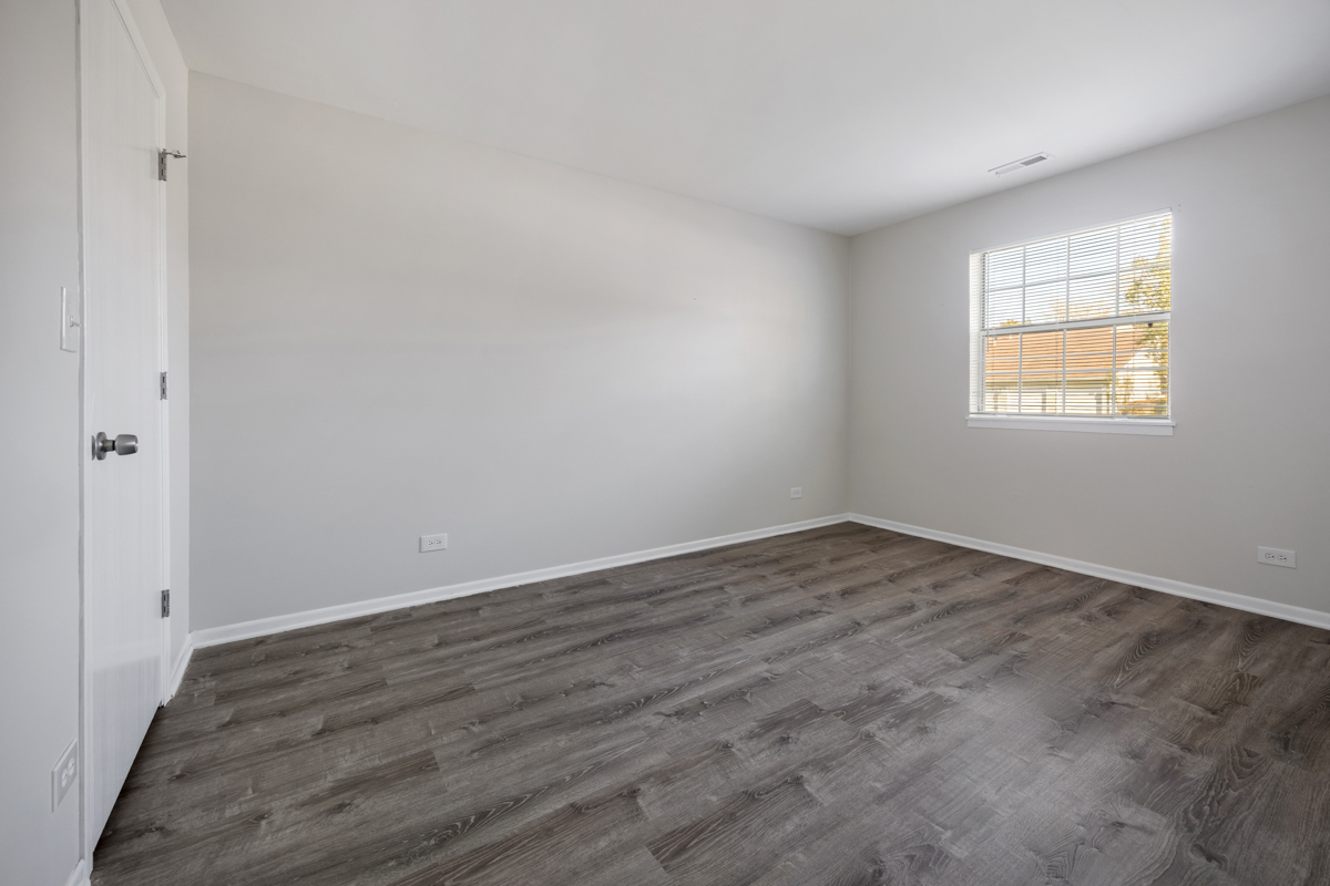 8 Gant Circle B Property Photo 10