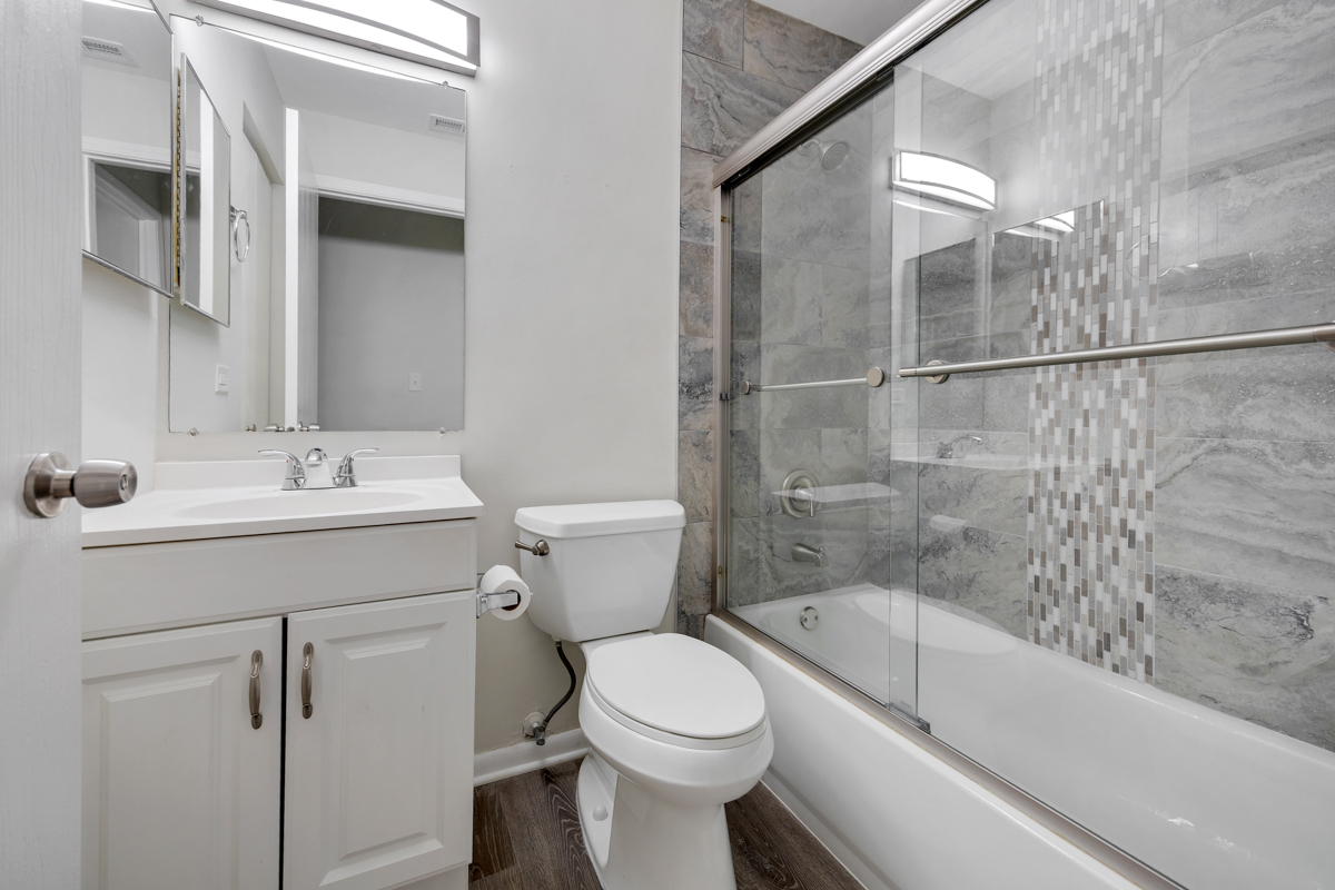 8 Gant Circle B Property Photo 12