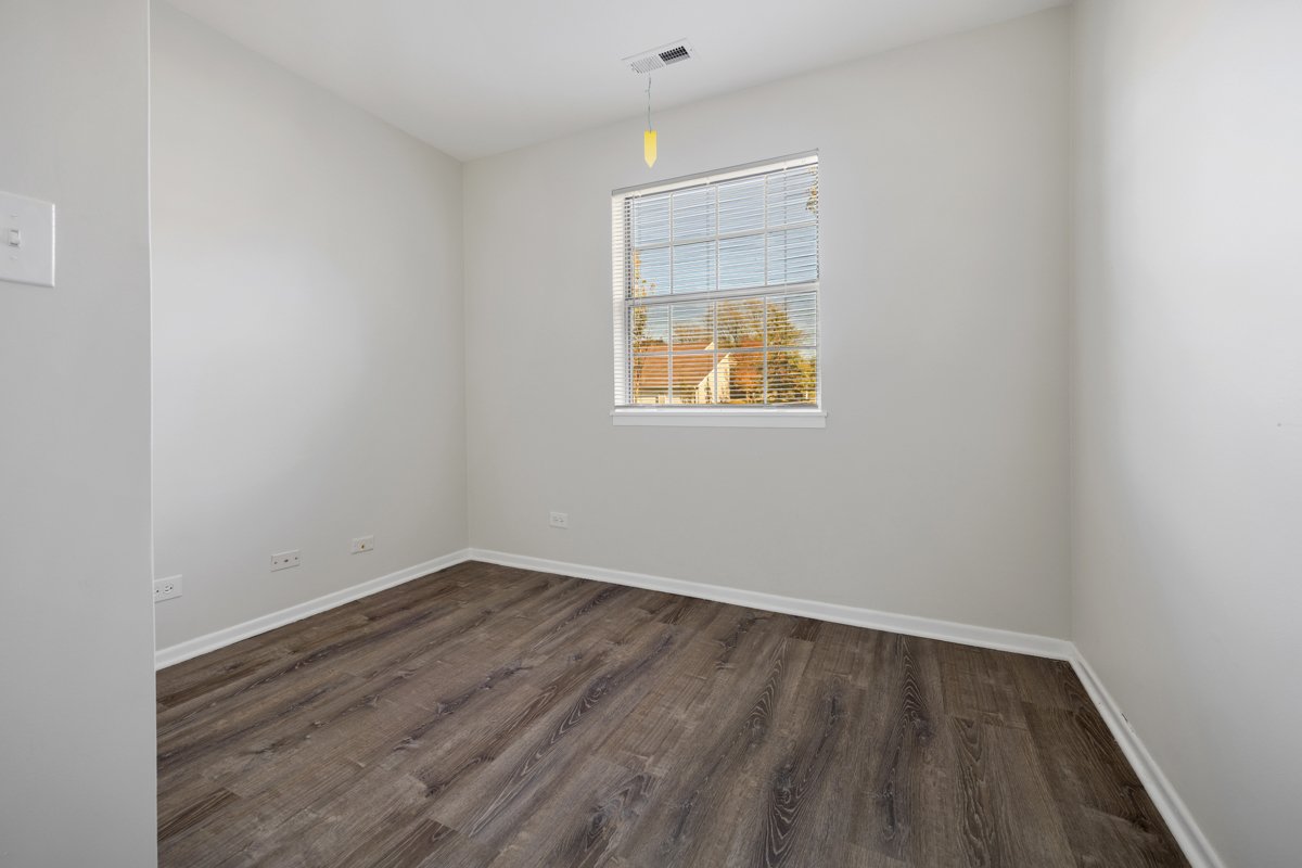 8 Gant Circle B Property Photo 14