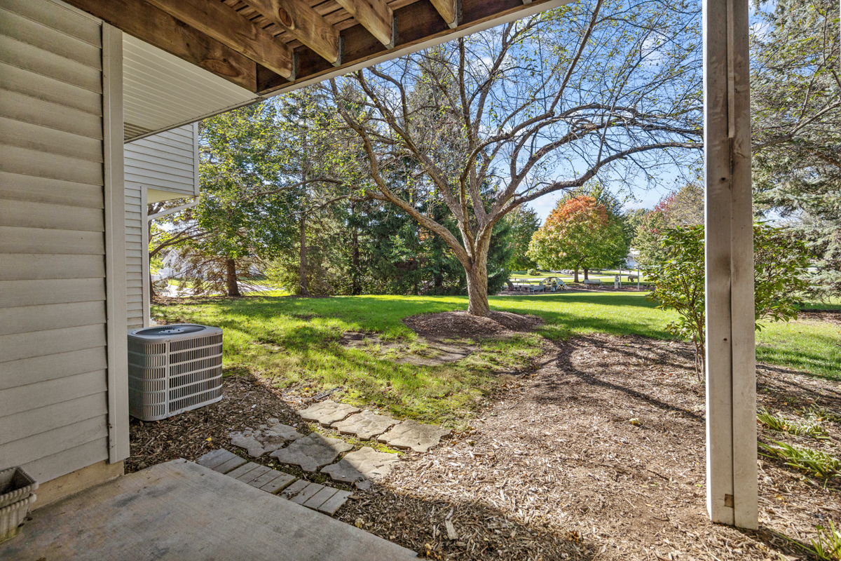 8 Gant Circle B Property Photo 16