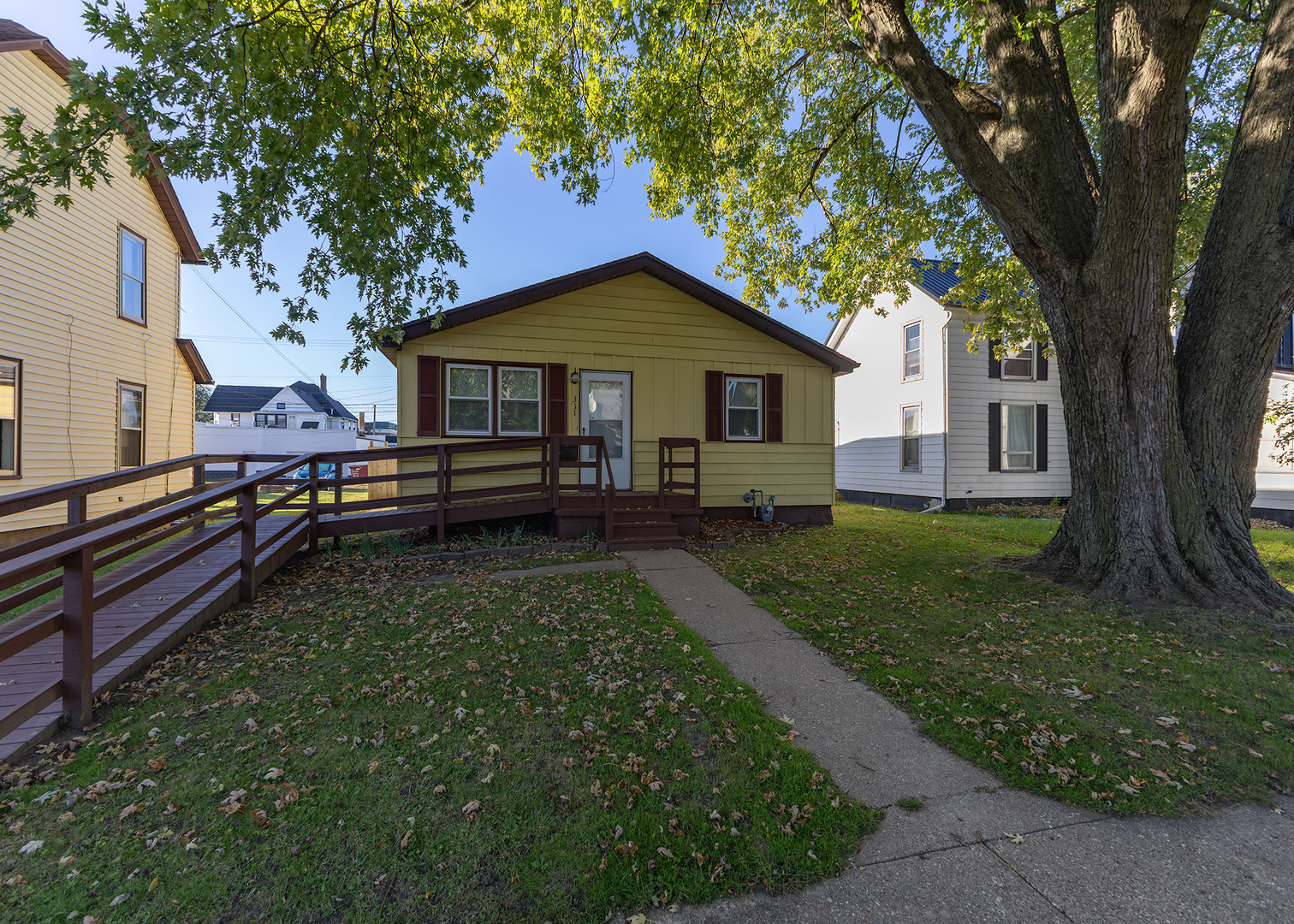 311 2nd Avenue Property Photo 1