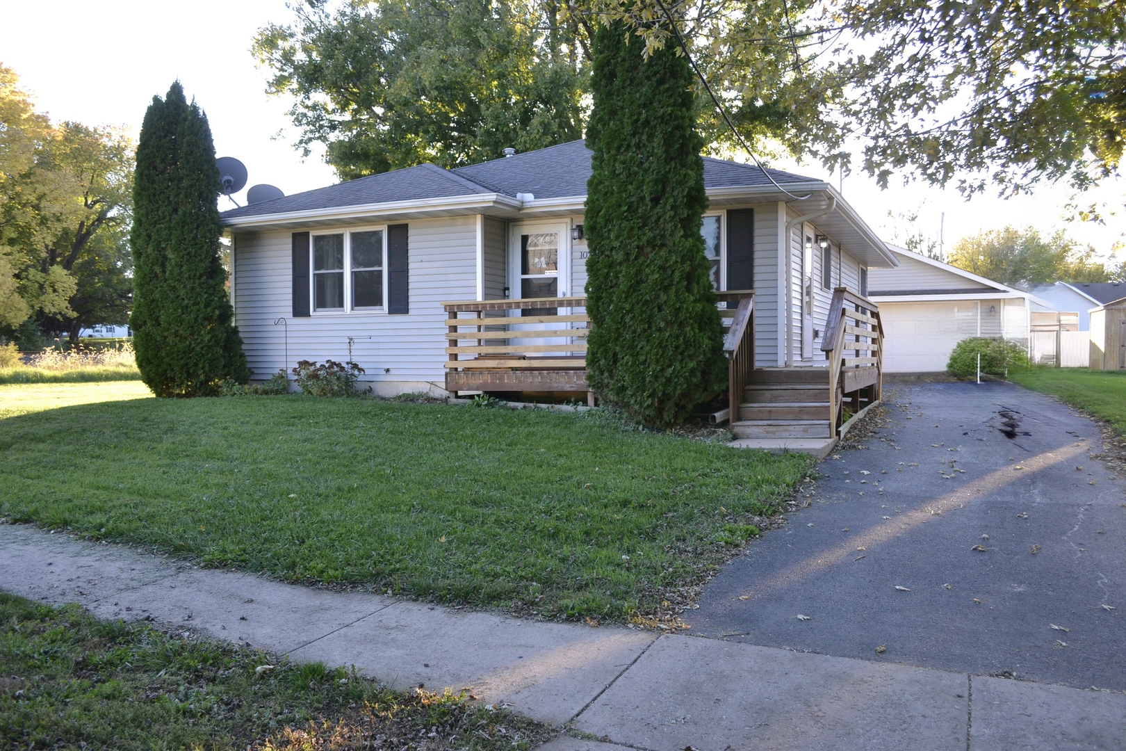 107 S Fremont Street Property Photo 1