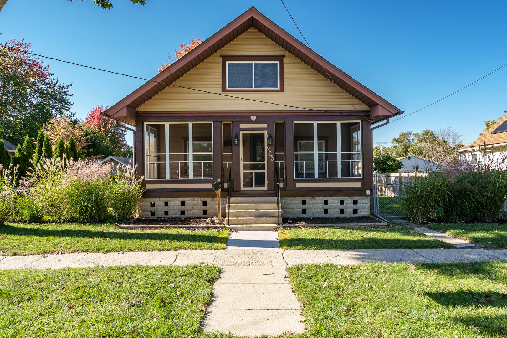 223 W Marshall Street Property Photo 1