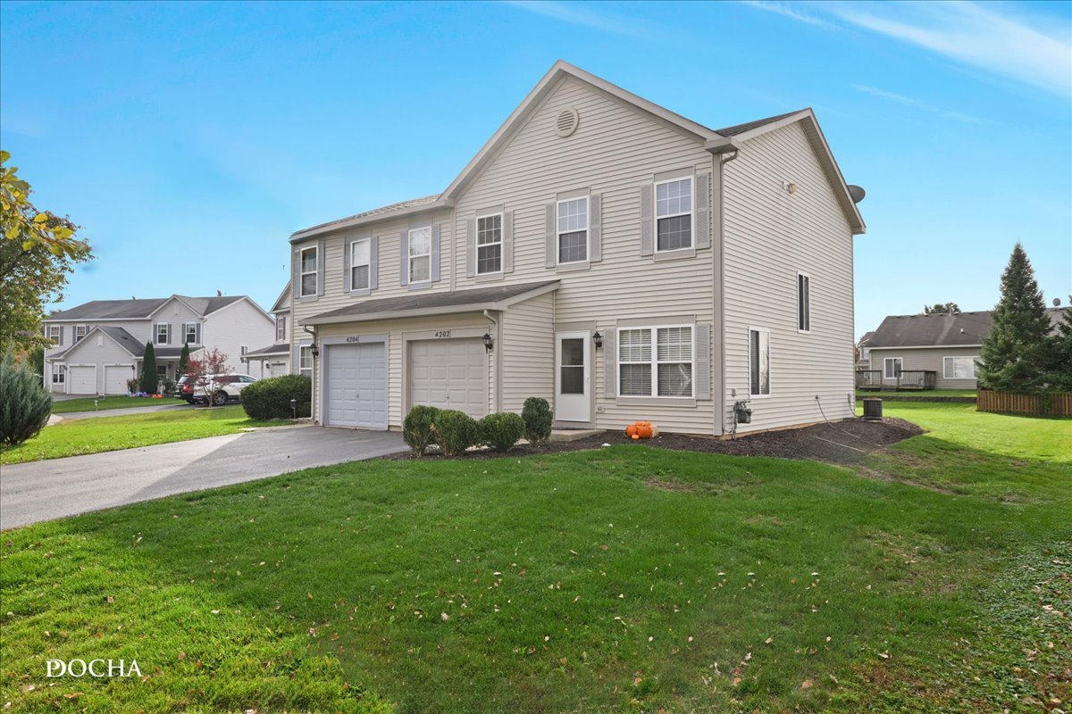 4202 Cummins Street Property Photo 1