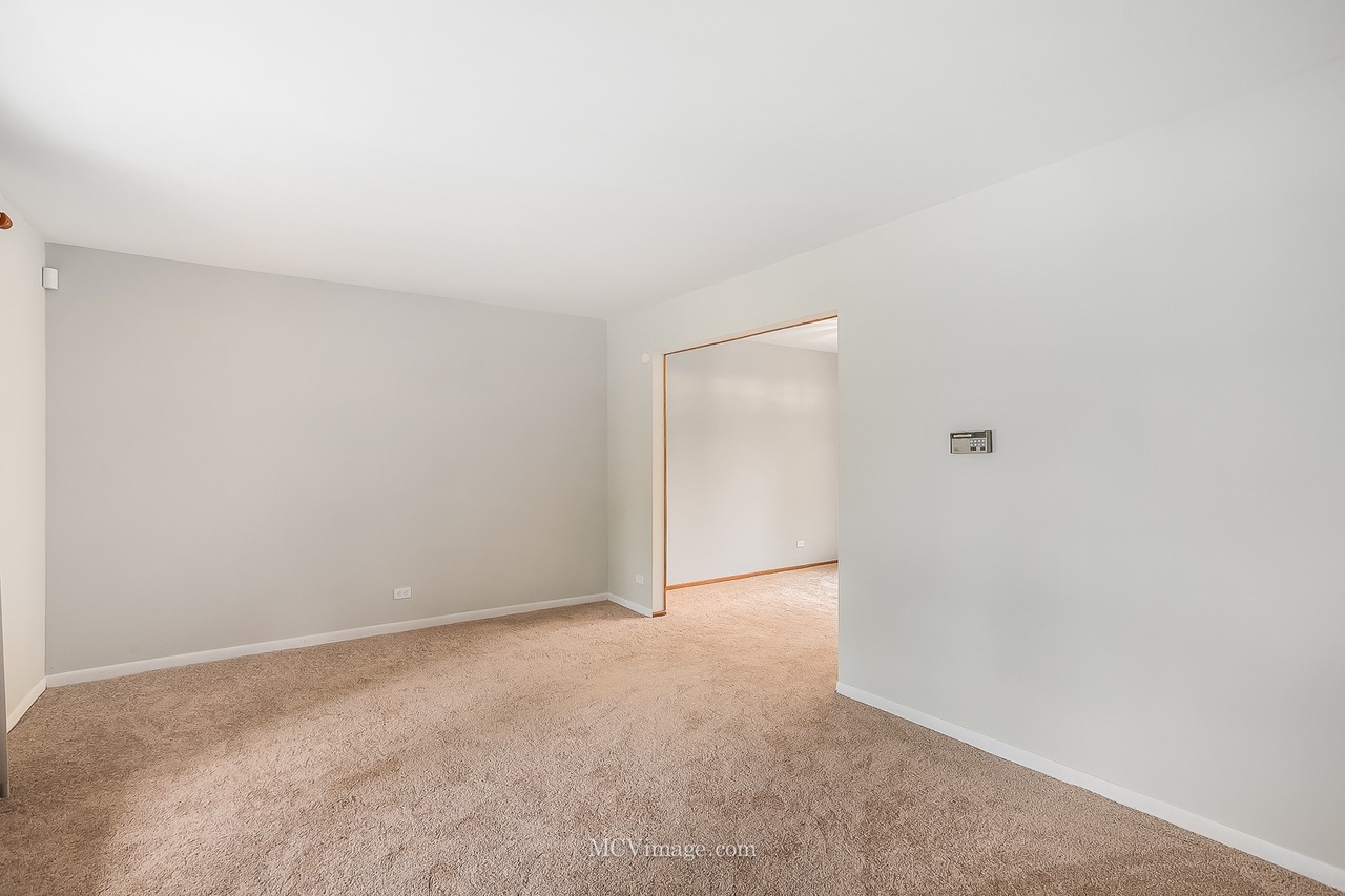 2460 N Crescent Lane Property Photo 15