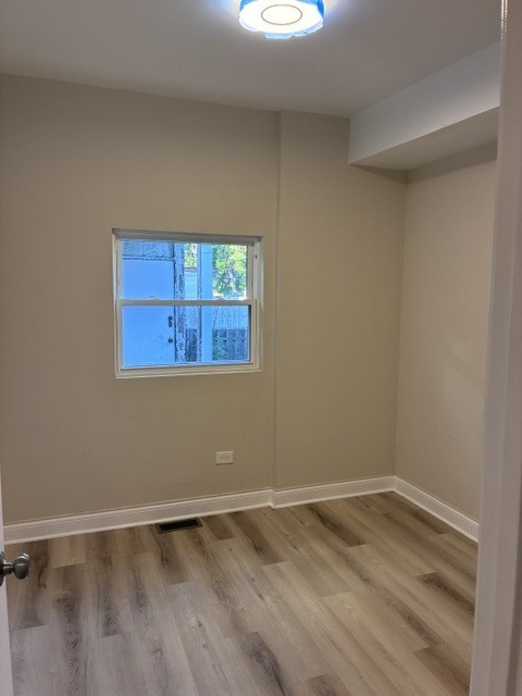 7755 S Calumet Avenue Property Photo 23