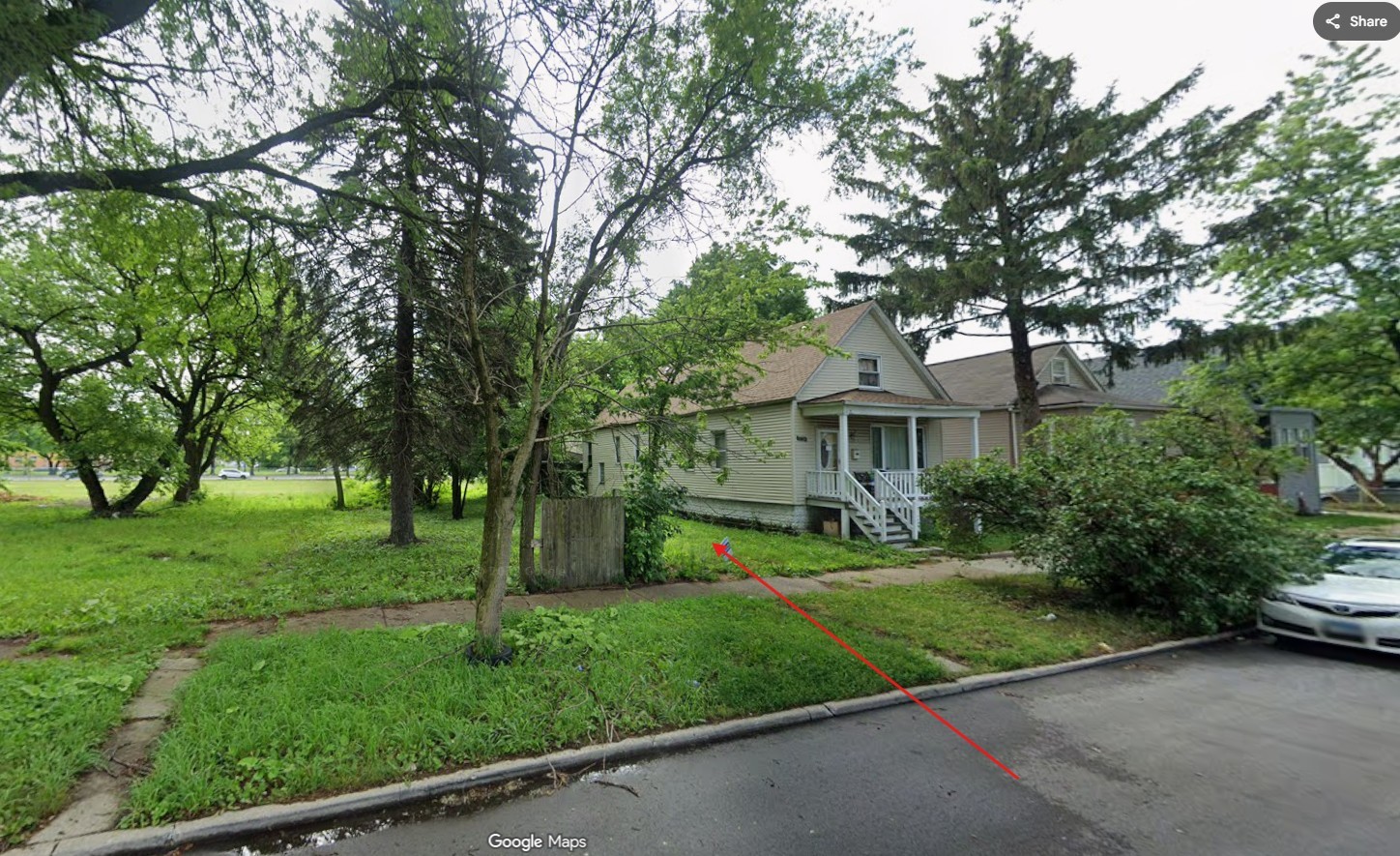 9333 S Harper Avenue Property Photo 3