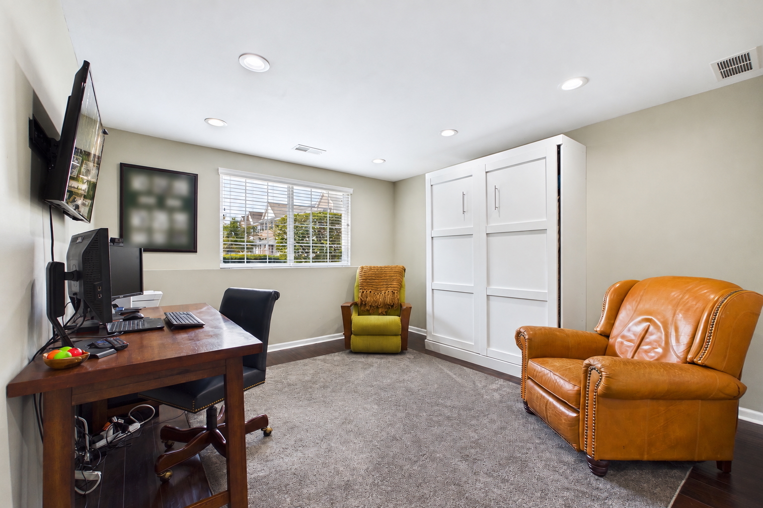 3402 Neubauer Circle Property Photo 16