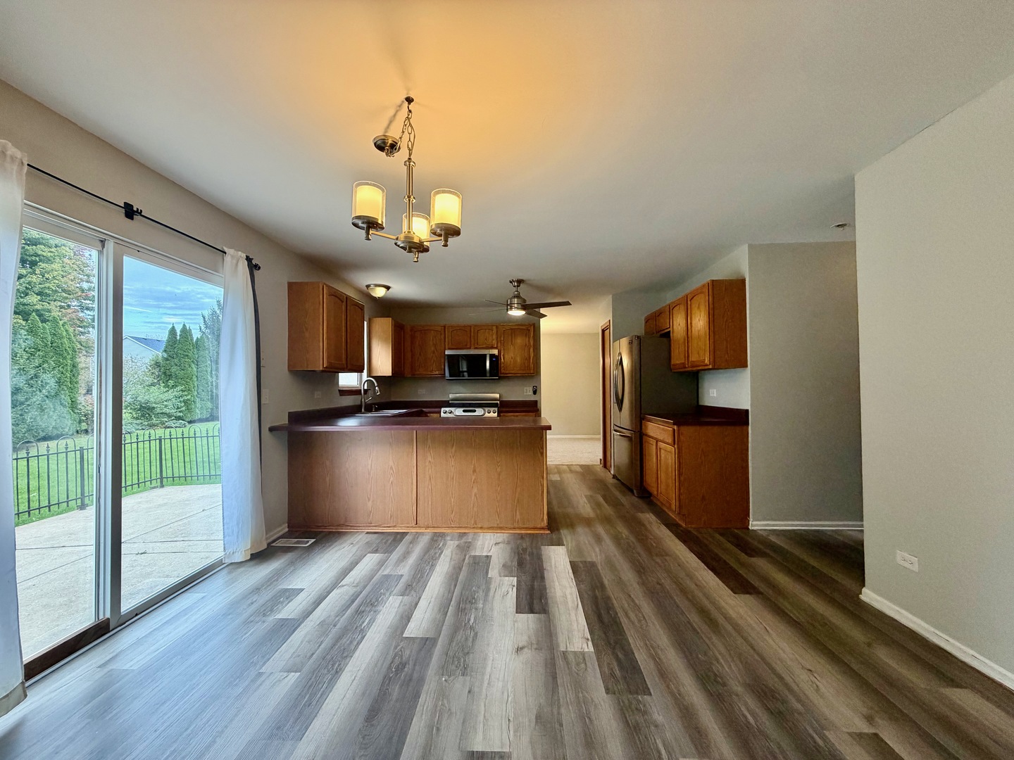 1902 Arbor Gate Drive Property Photo 8