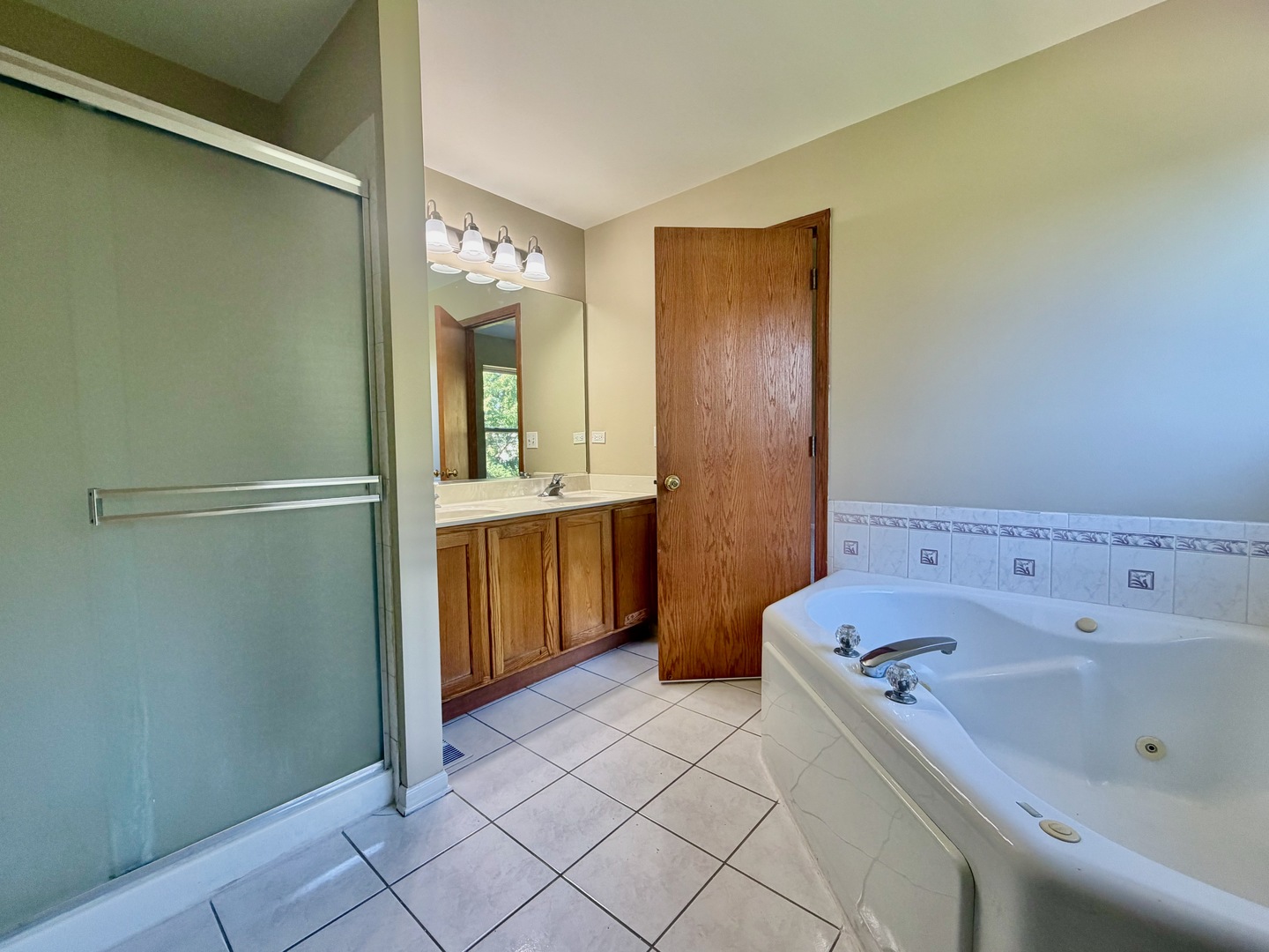 1902 Arbor Gate Drive Property Photo 13