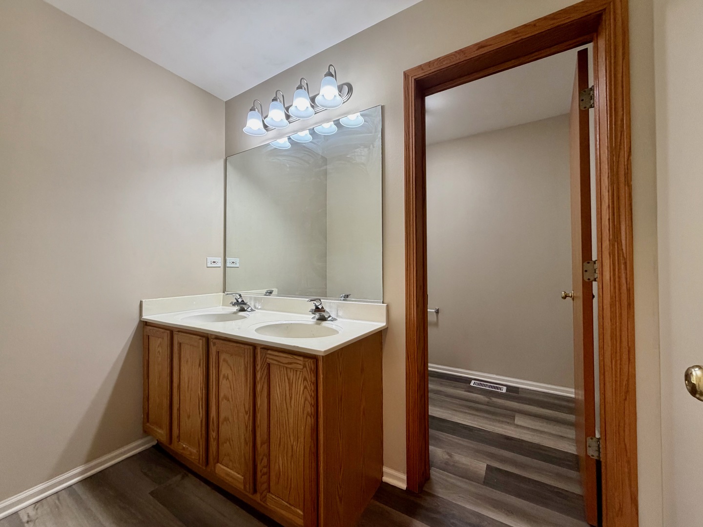 1902 Arbor Gate Drive Property Photo 18