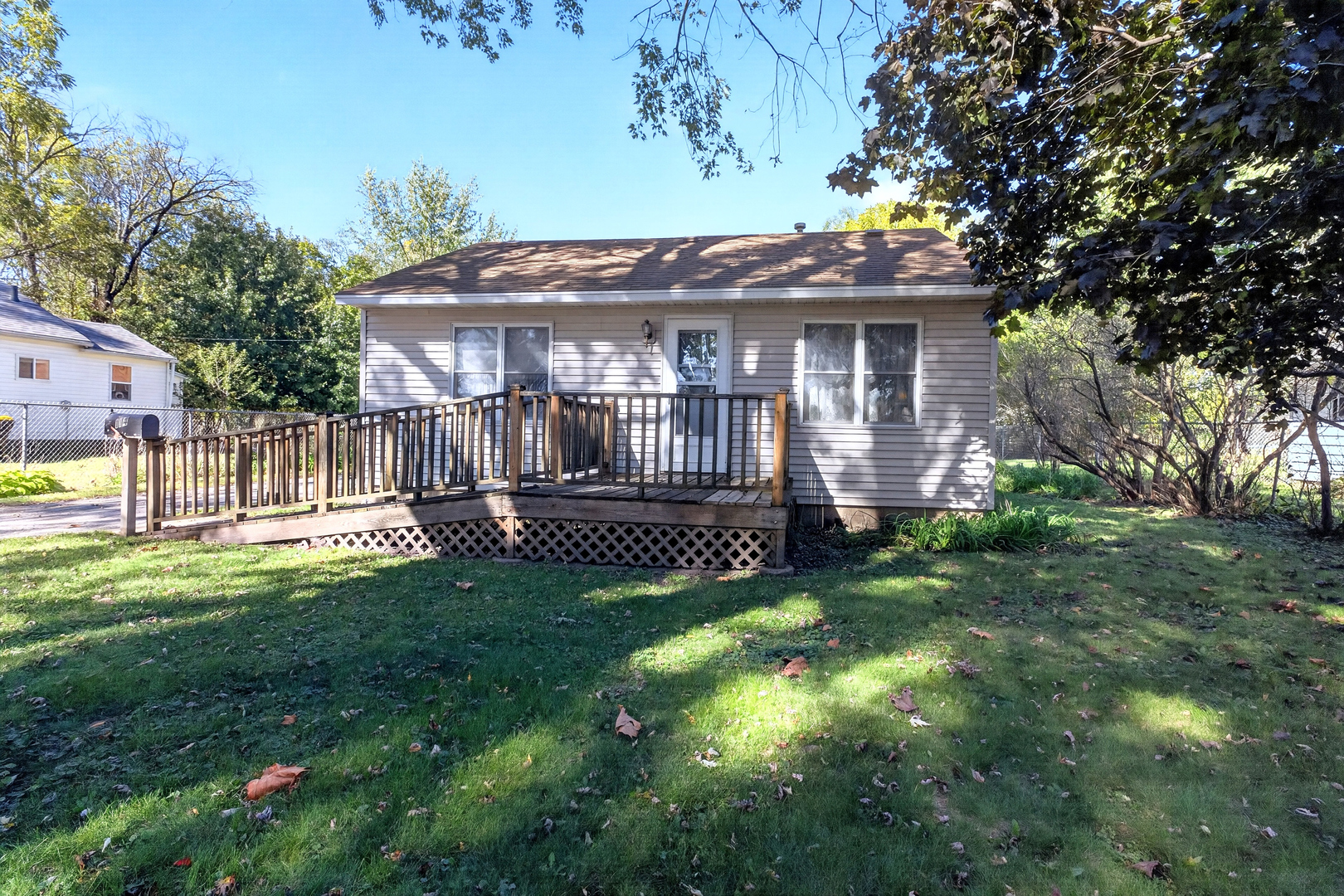 114 Winona Drive Property Photo 1