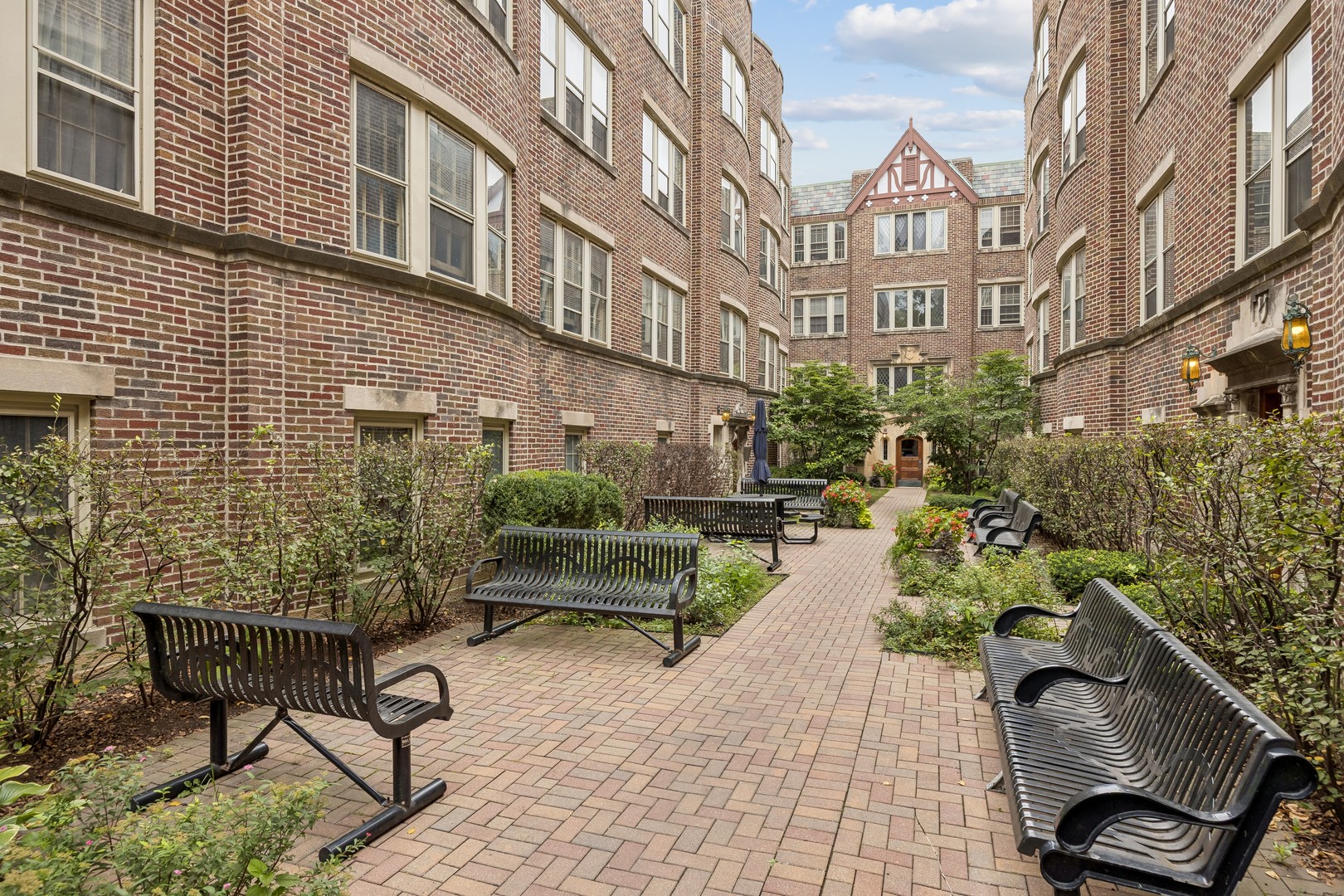 1130 Washington Boulevard 3a Property Photo 1