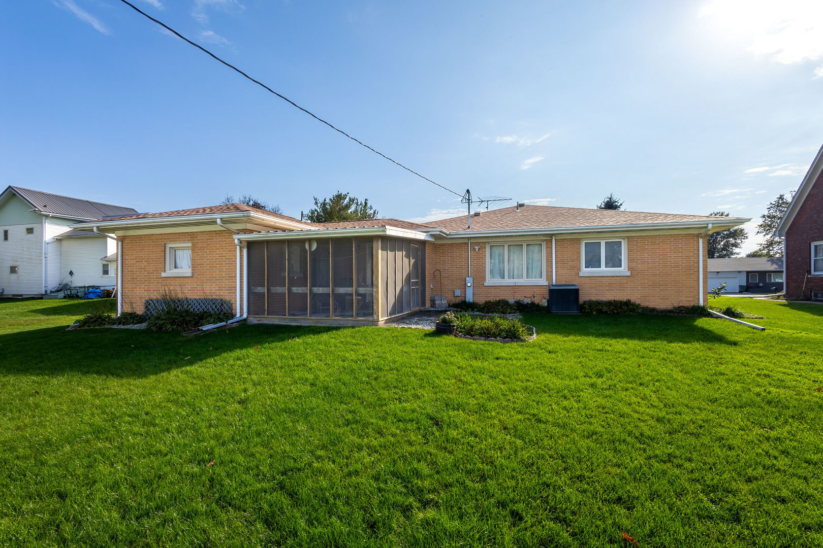 406 3rd Street Property Photo 29