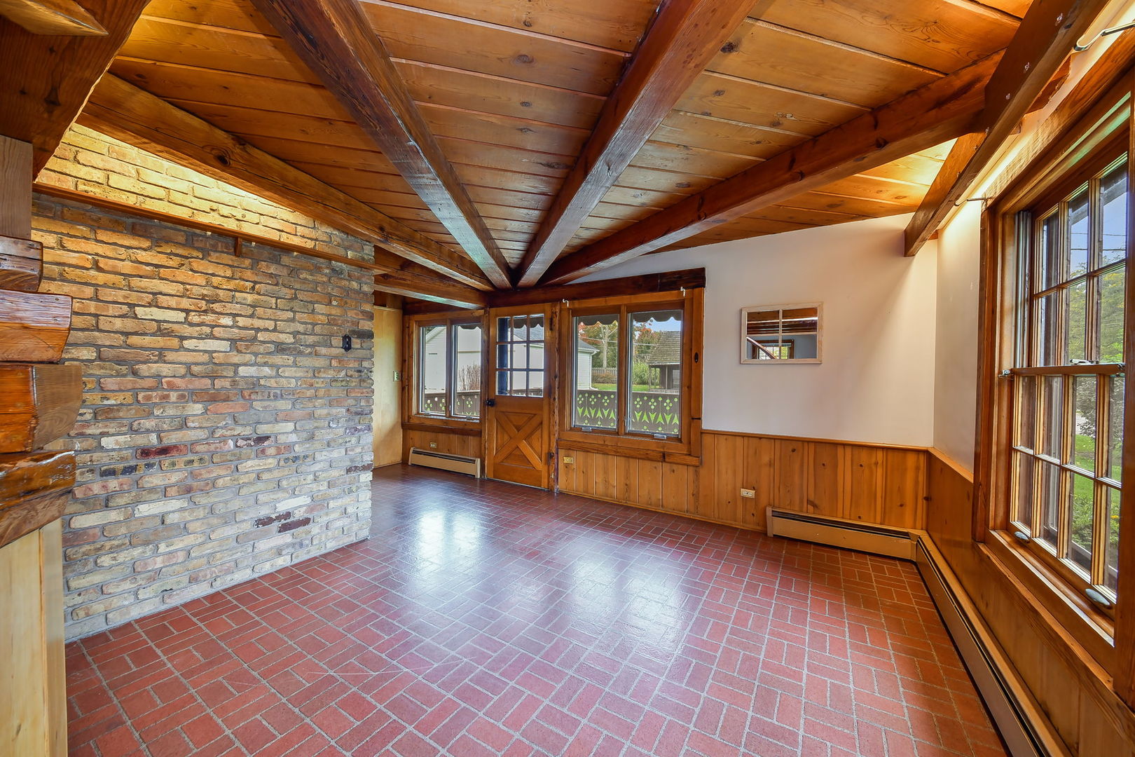 426 E Prairie Avenue Property Photo 11