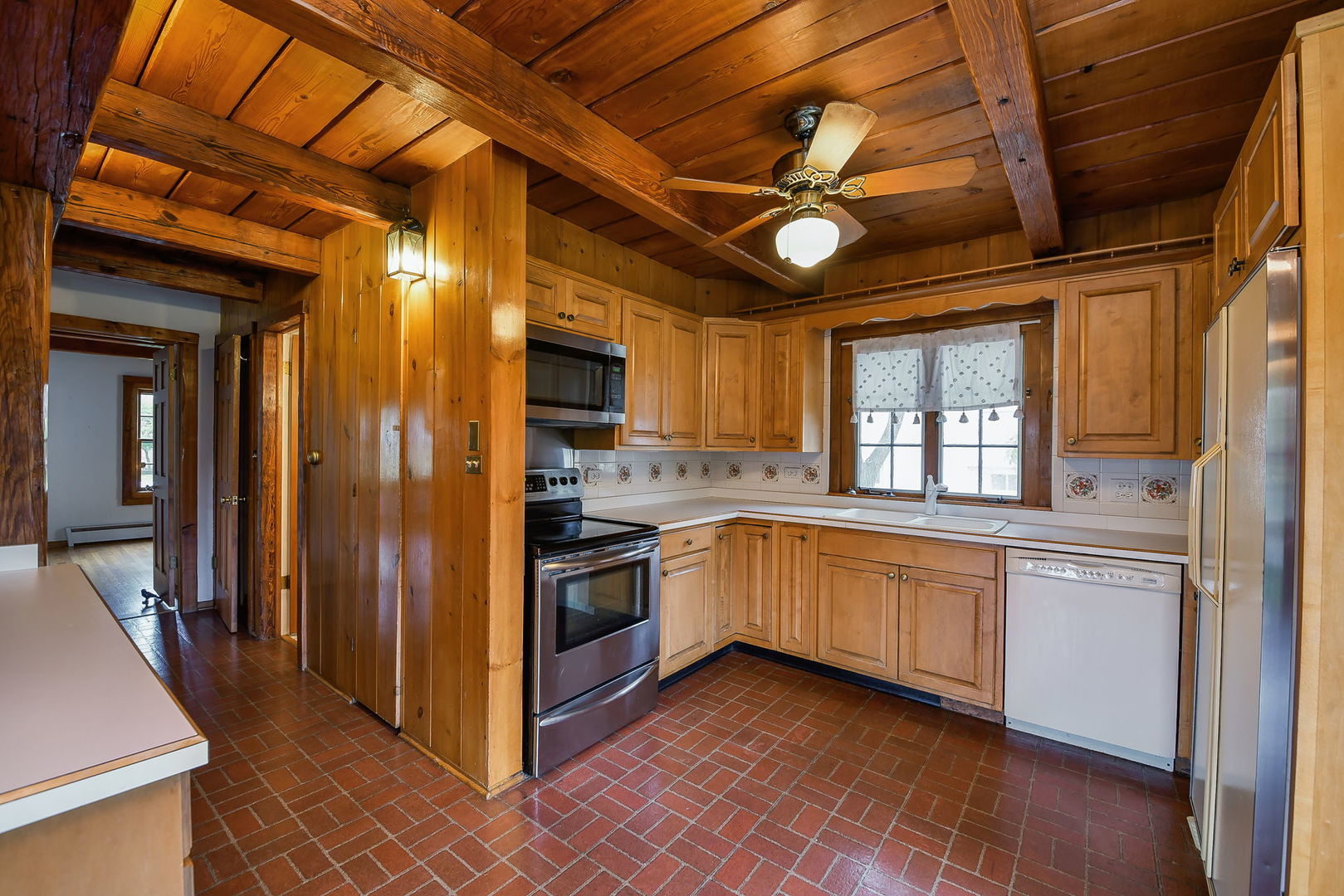 426 E Prairie Avenue Property Photo 13