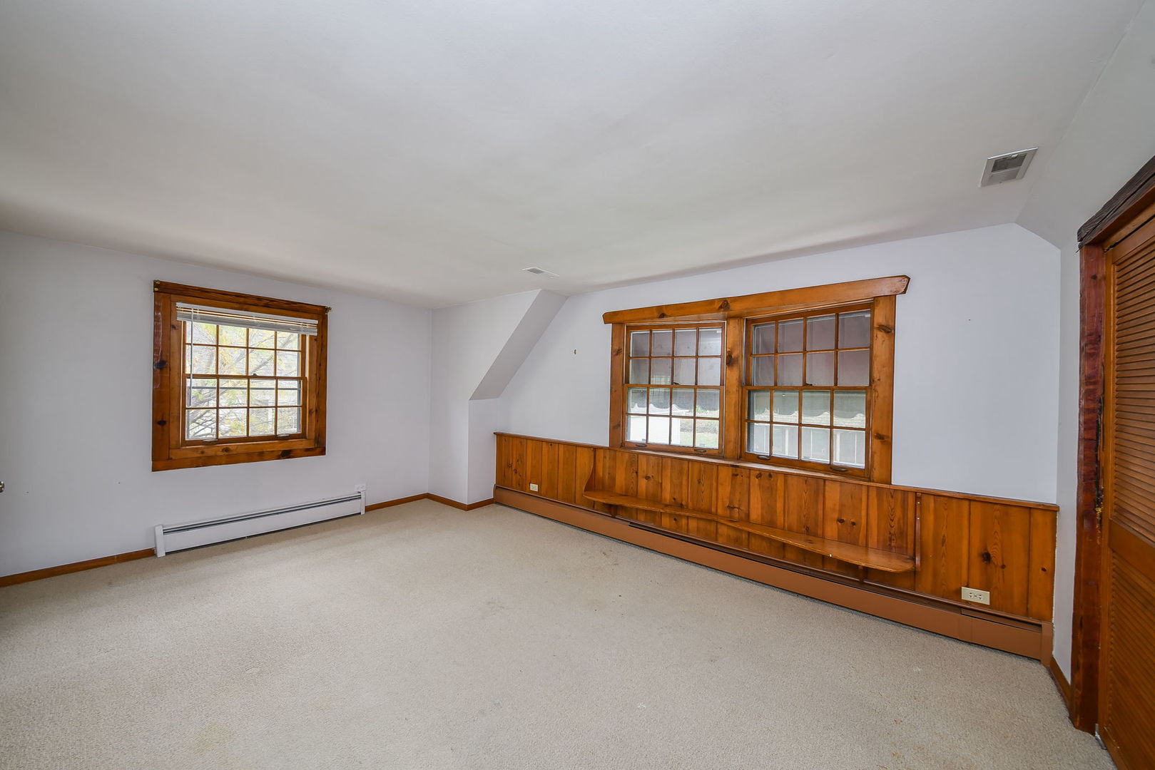 426 E Prairie Avenue Property Photo 20
